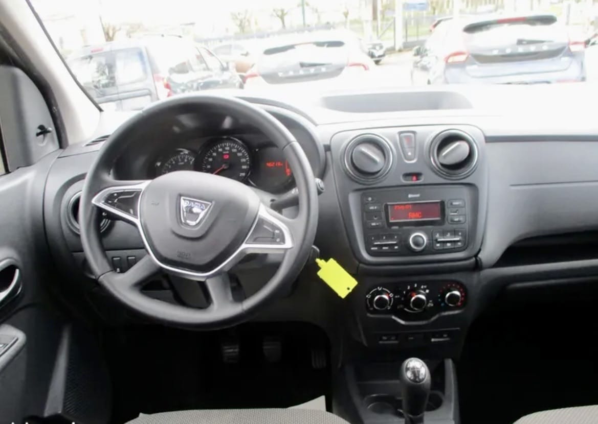 Dacia Lodgy 7 places & Spacieux avec Audio Bluetooth