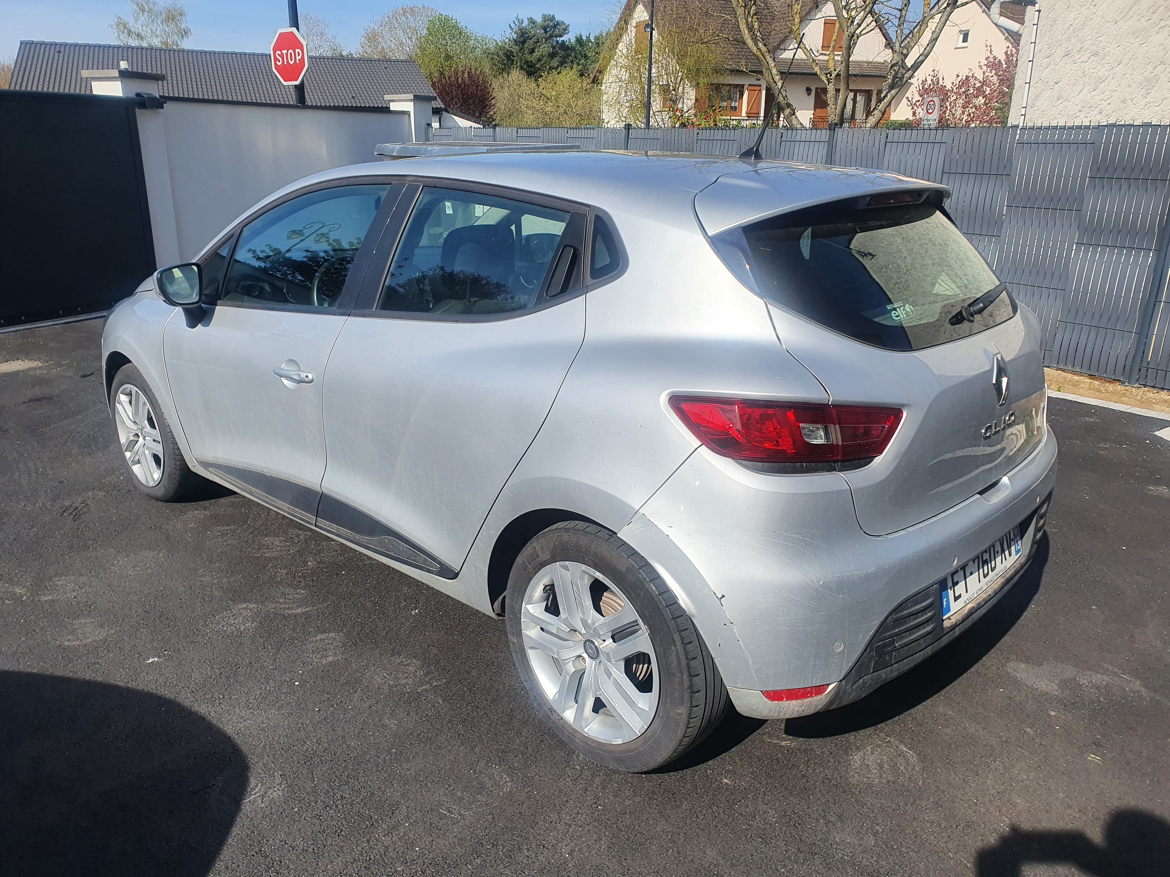 Renault Clio avec GPS