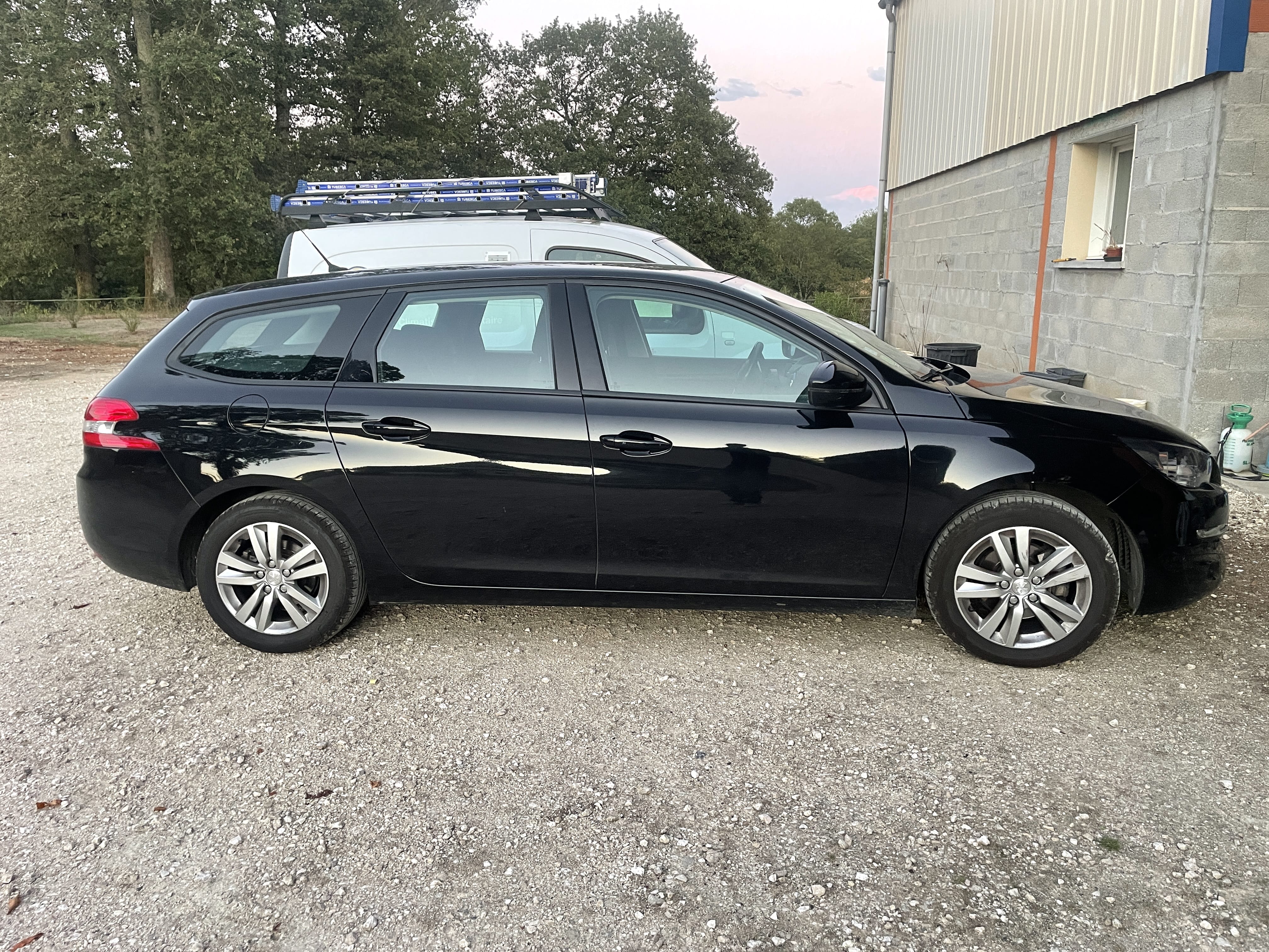 Peugeot 308 SW avec Climatisation