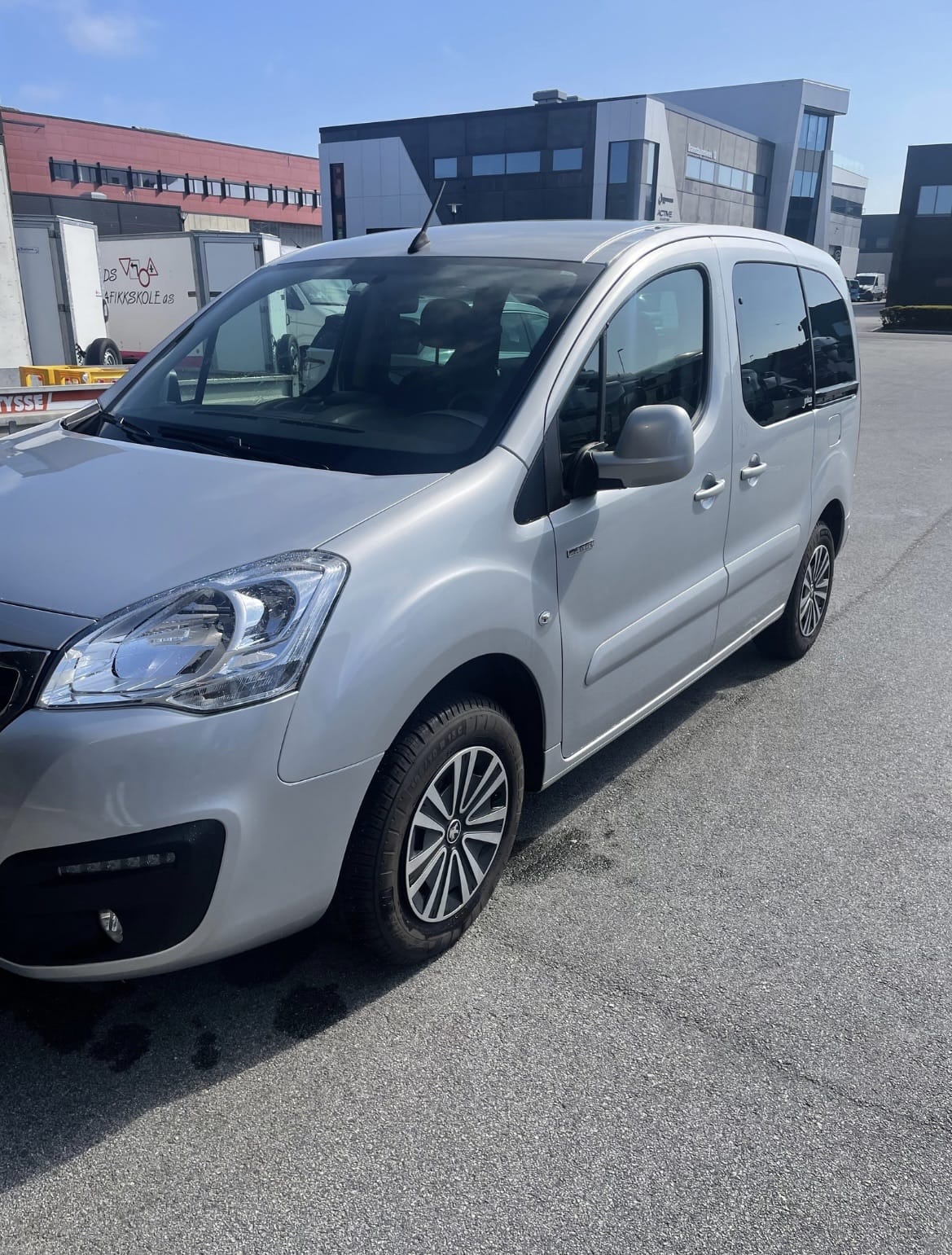 Peugeot Partner Tepee med Aircondition