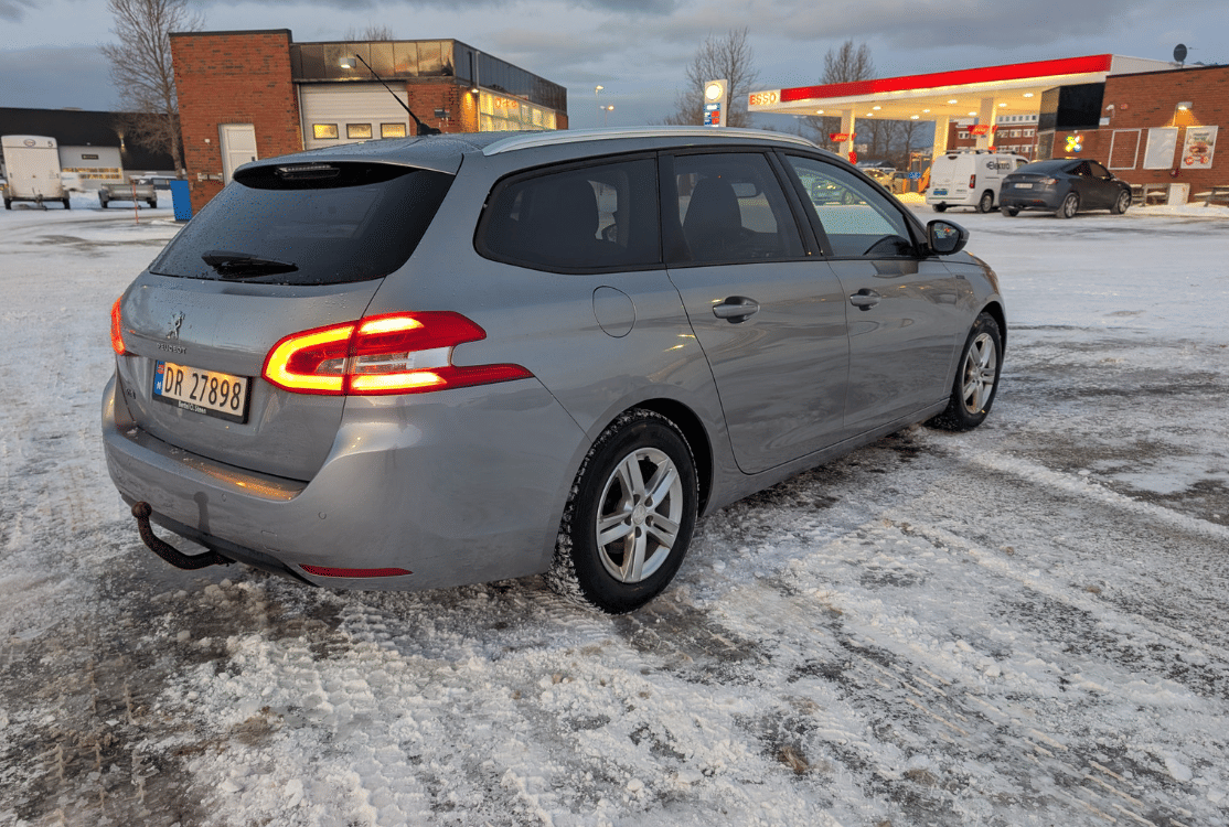 Peugeot 308 SW met Cruise control