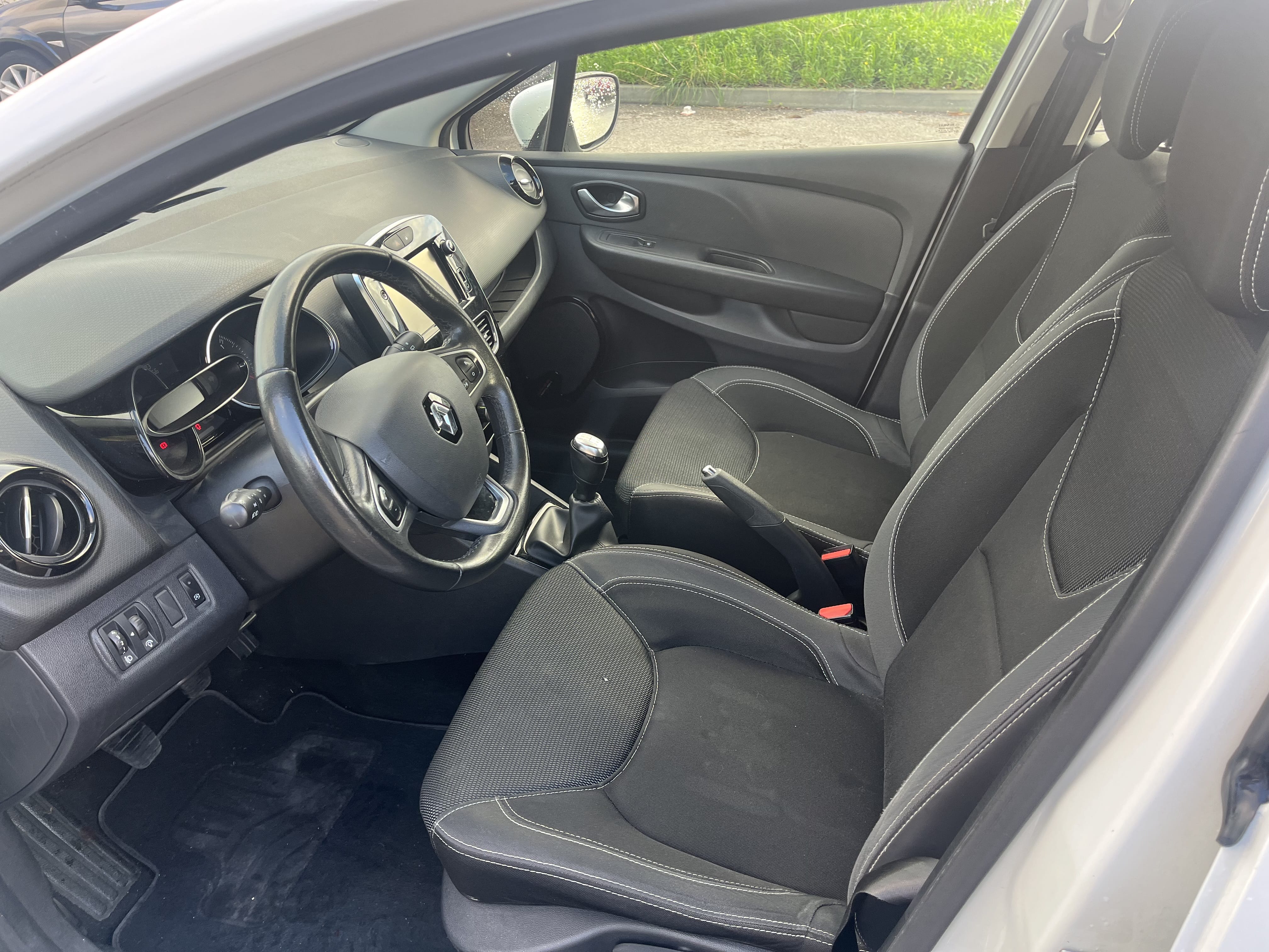 Renault Clio IV avec Entrée audio / iPod