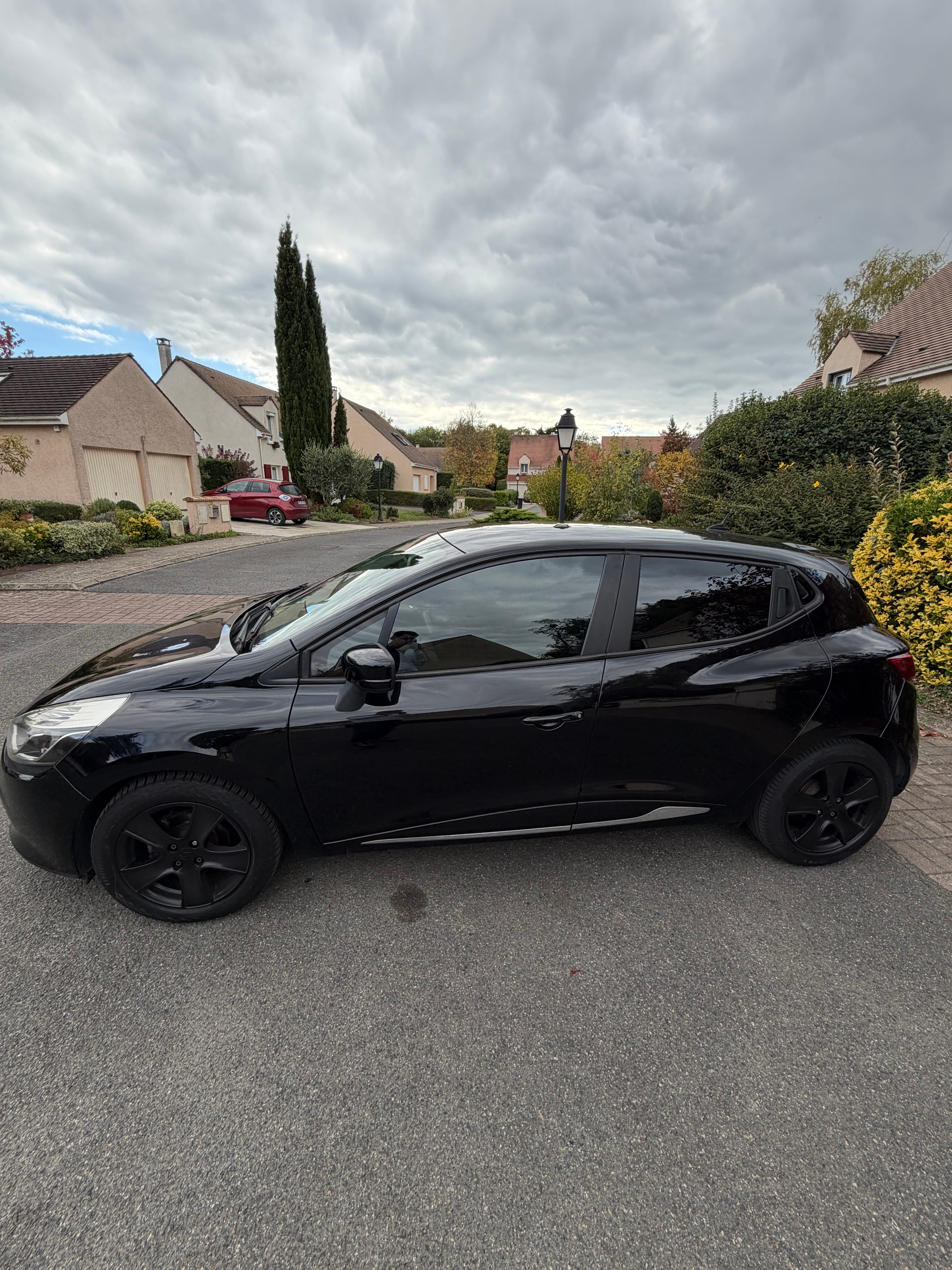 Renault Clio 0.9tce avec Climatisation