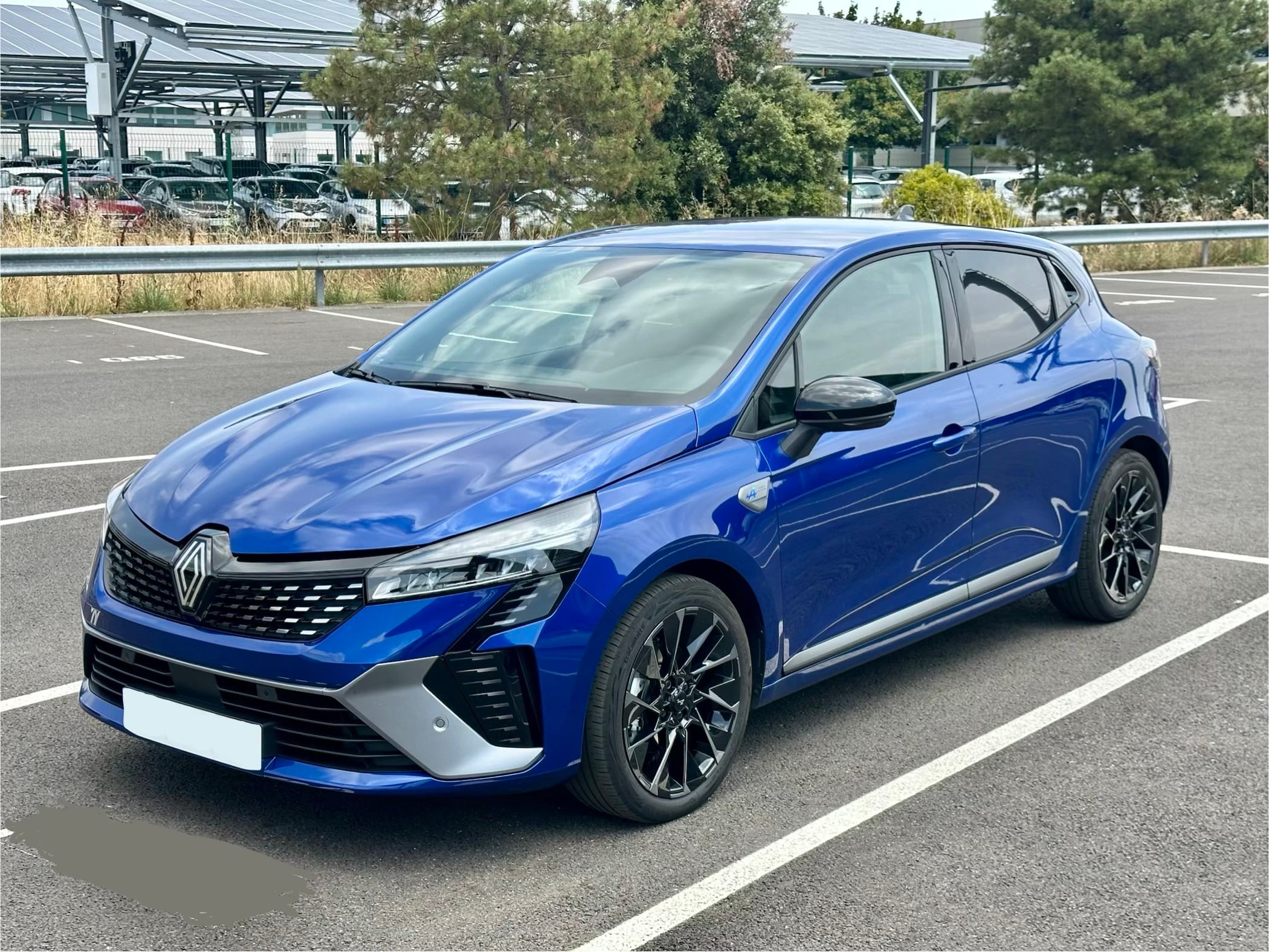 Renault Clio E-tech 145ch Esprit Alpine, 2025, Essence 95 / Électrique (hybride), automatique