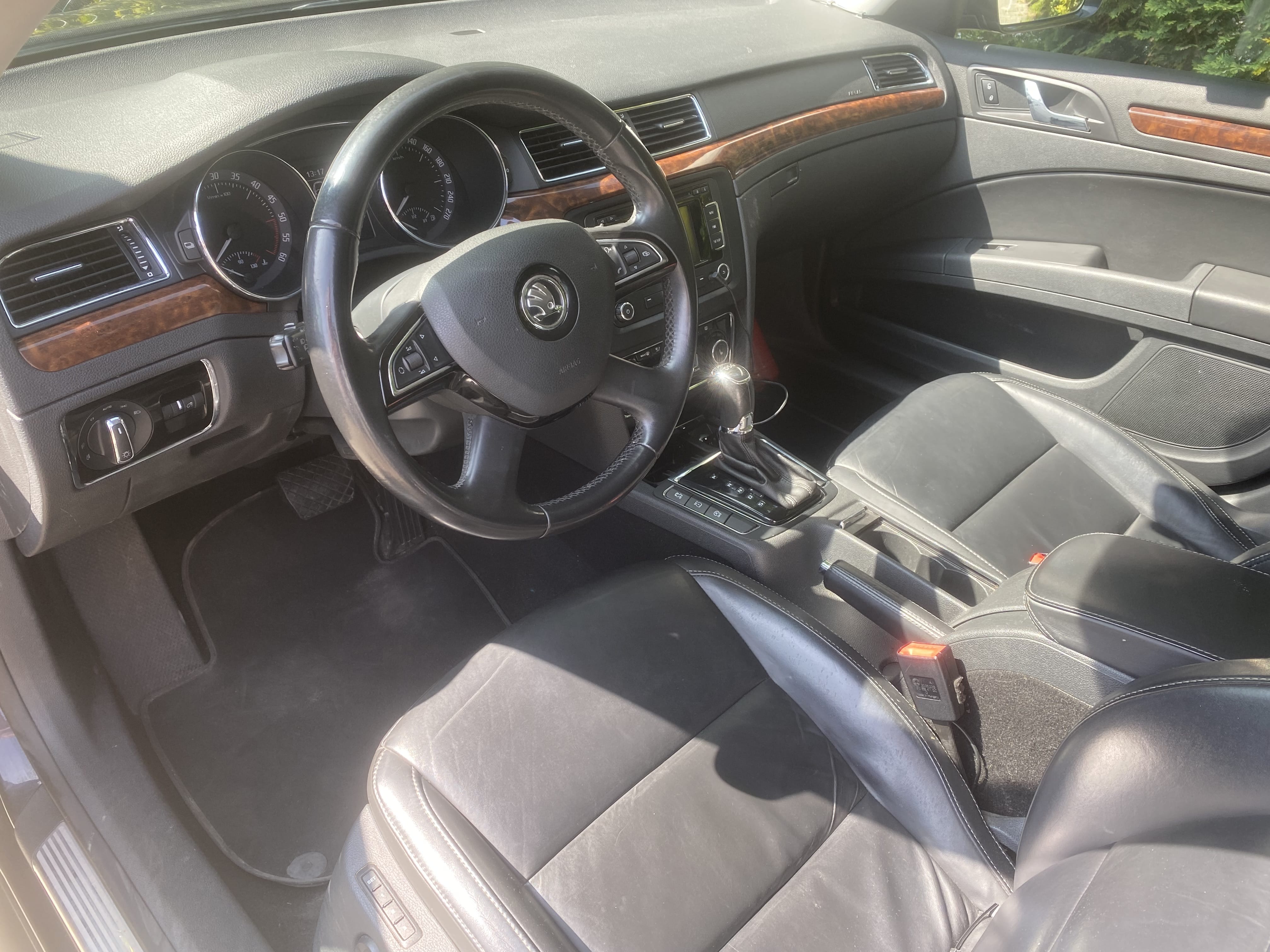 Skoda Superb med Cruisekontroll
