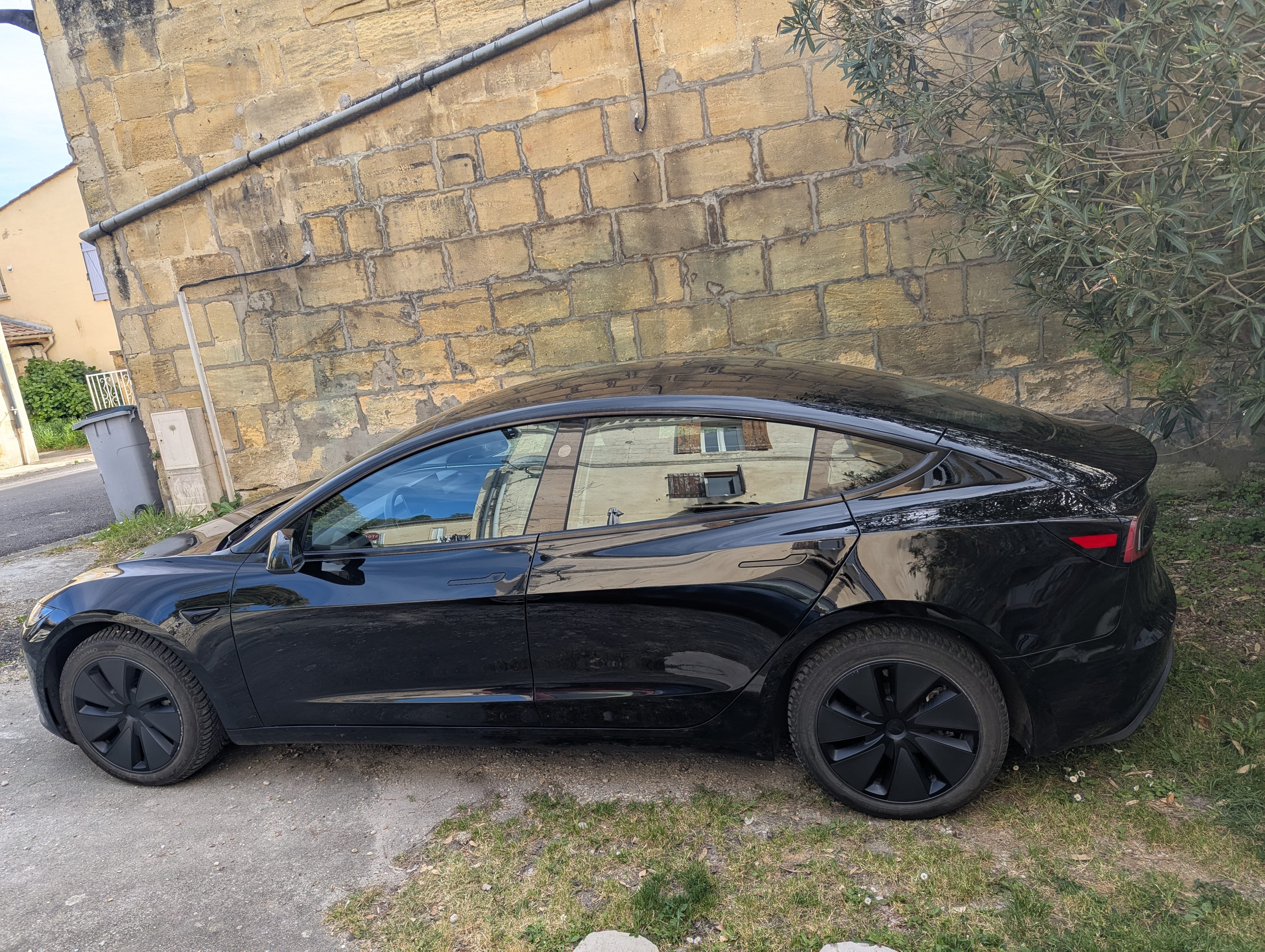 Tesla Model 3, 2024, Eléctrico, Automático