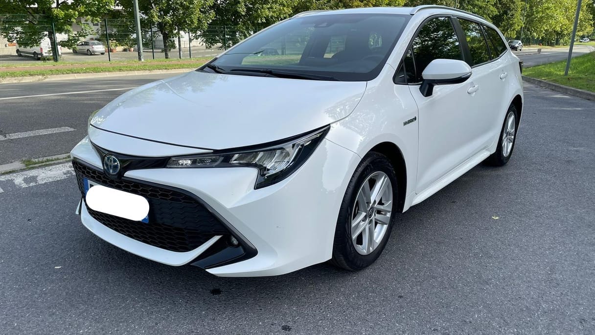 Toyota Corolla Break Hybride Touring Sports Dynamic Business, 2024, Essence 95 / Électrique (hybride), automatique