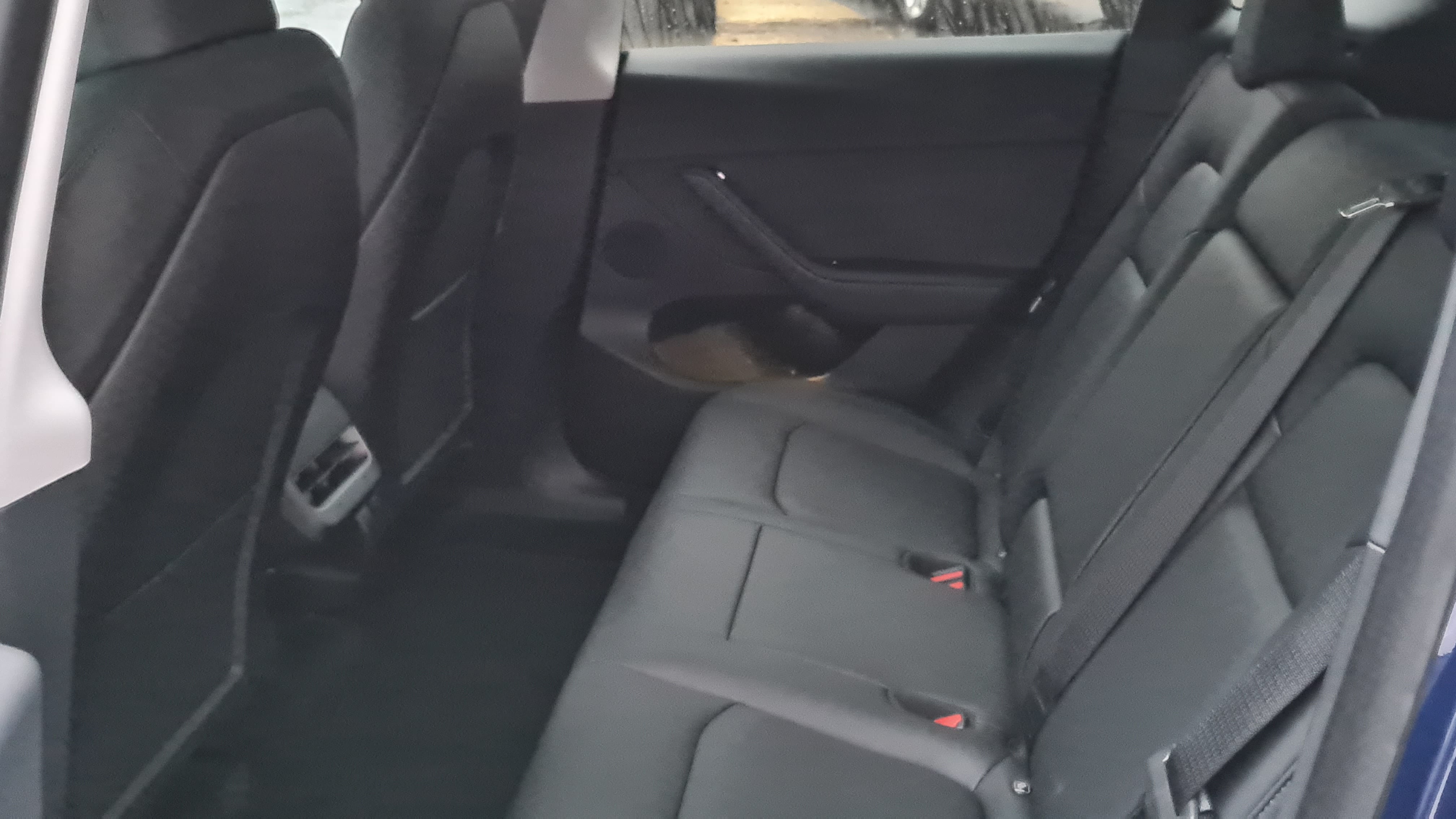 Tesla Model Y Long Range 4WD with Dashcam