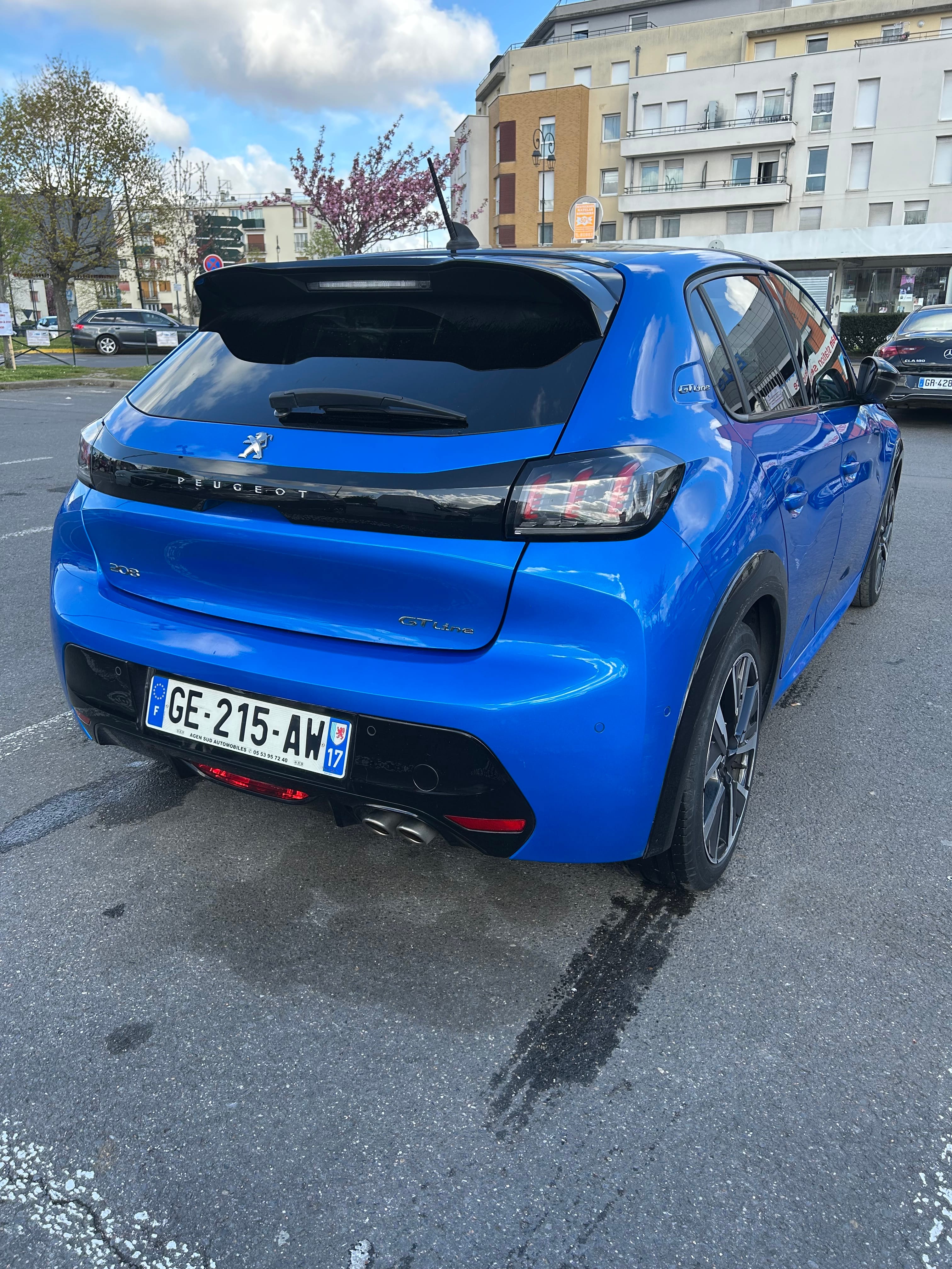 Peugeot 208 GT Line avec Régulateur de vitesse