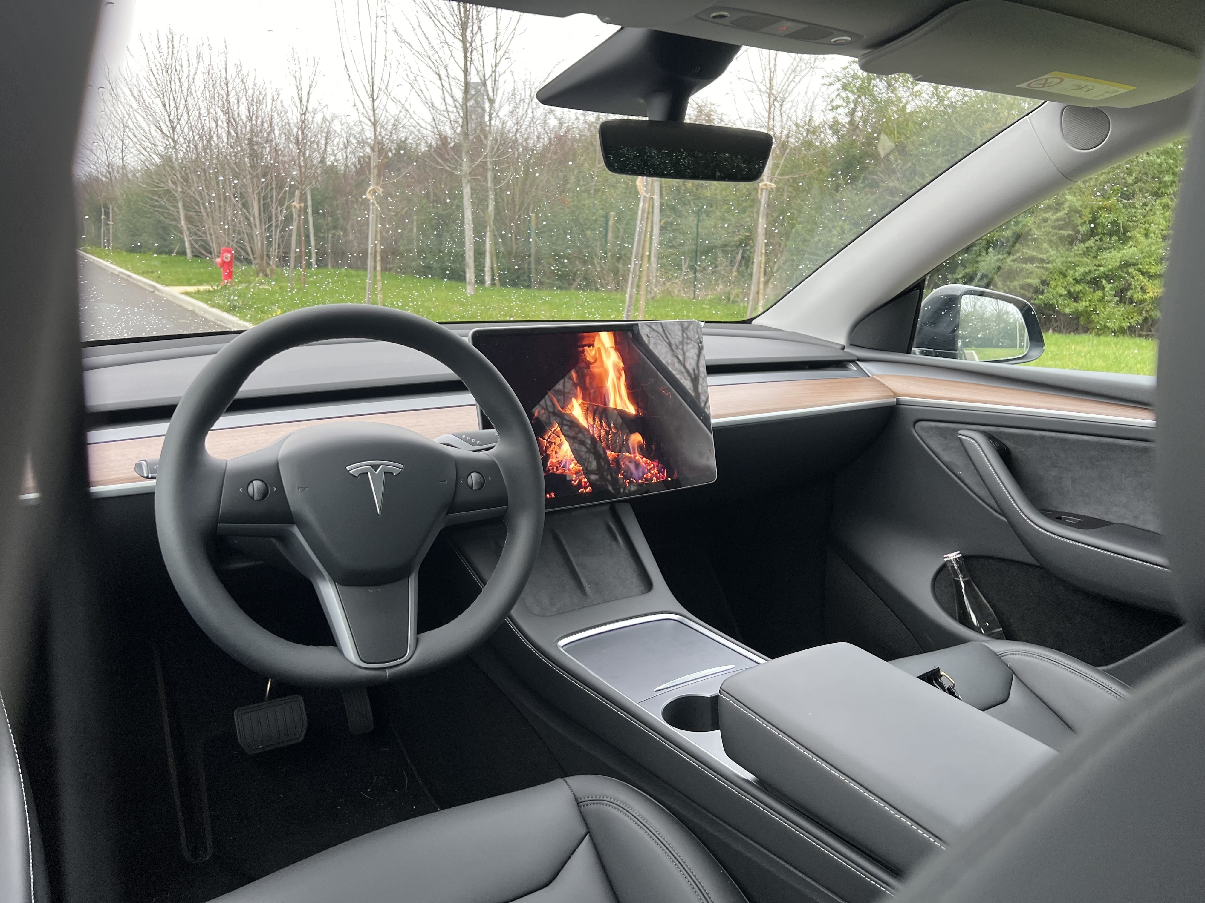 Tesla Model Y avec Régulateur de vitesse
