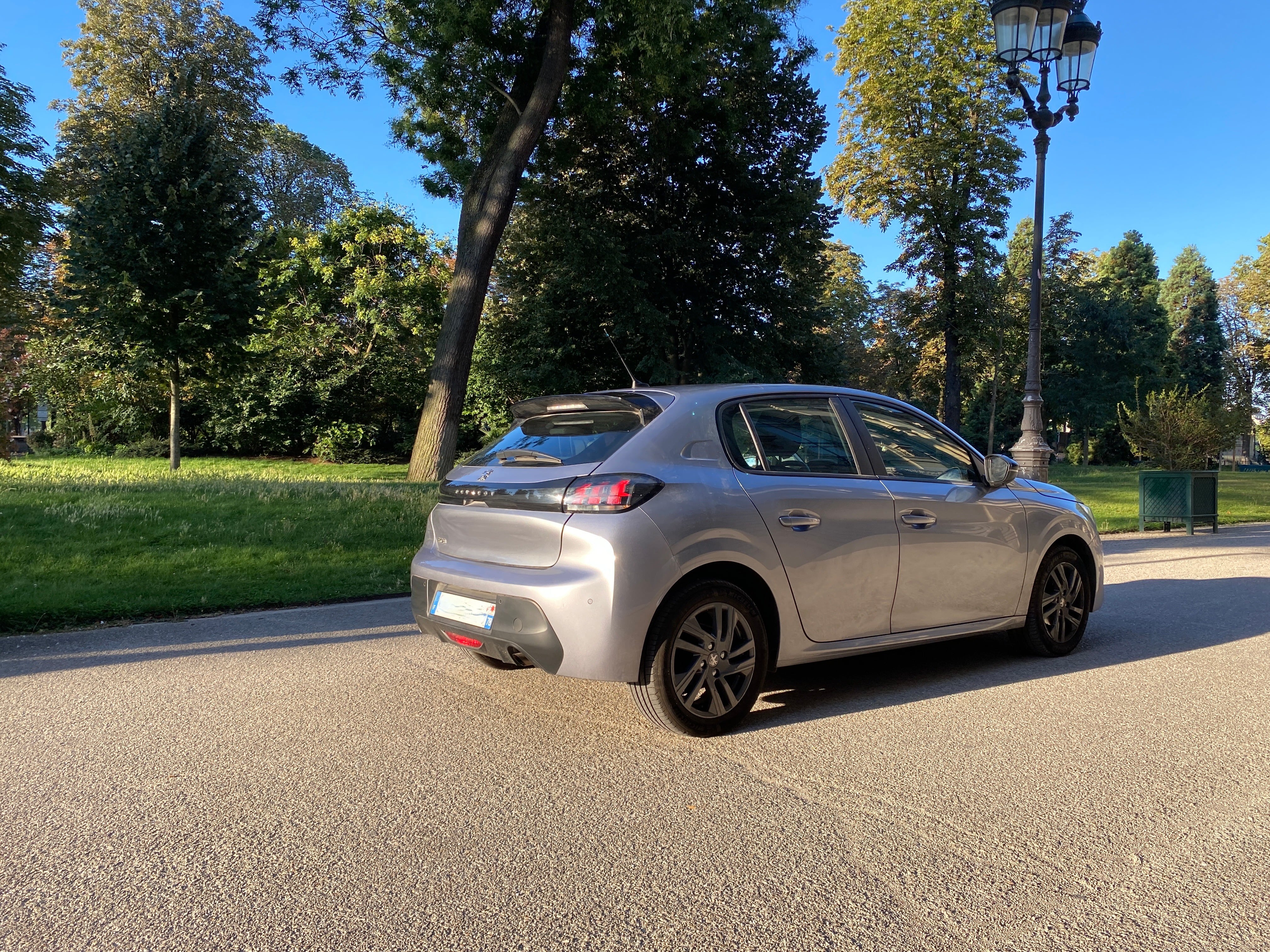 Peugeot 208 ACTIVE PACK PURETECH 75CH BVM avec Régulateur de vitesse