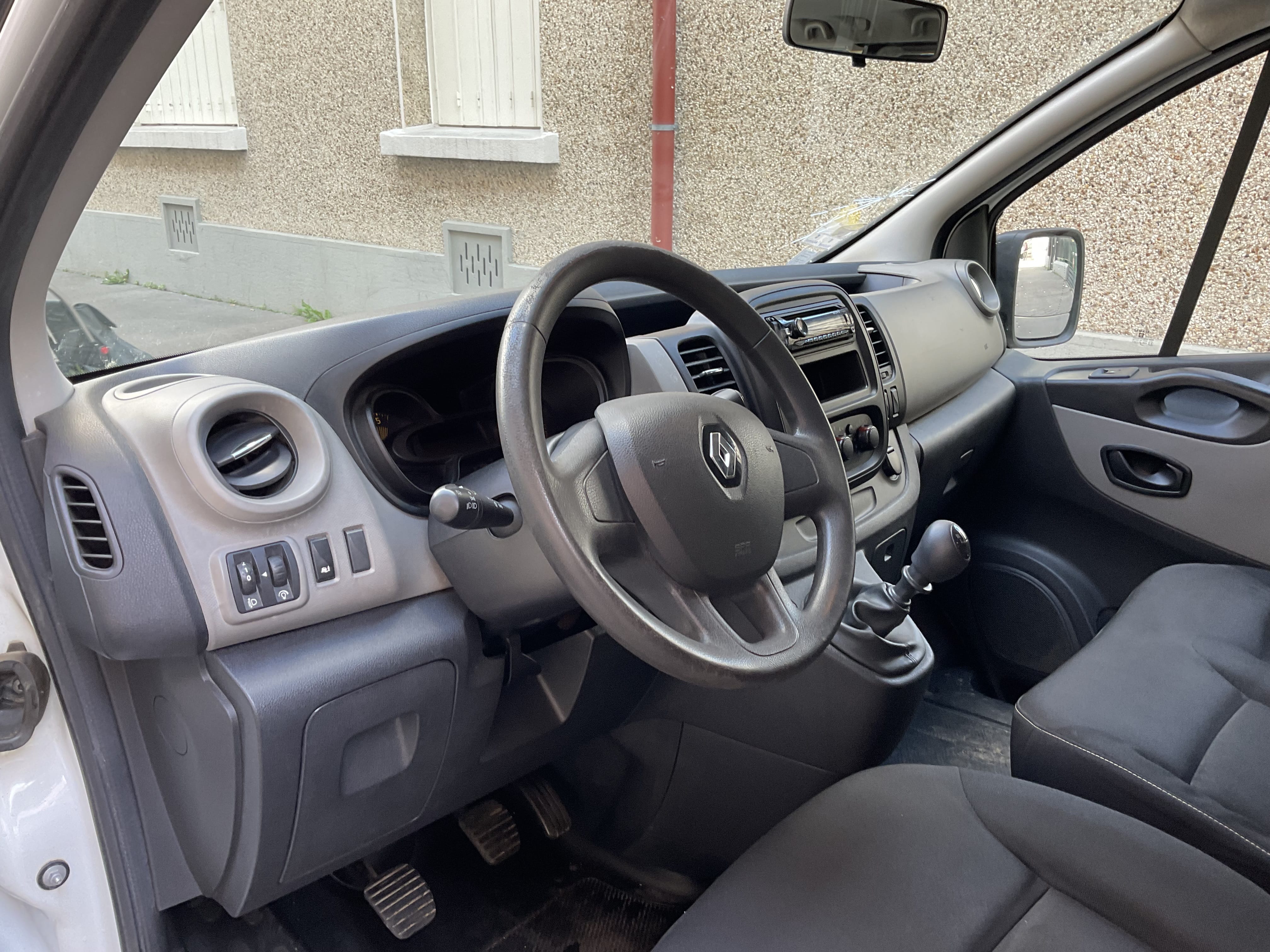 Renault Trafic Passenger avec GPS