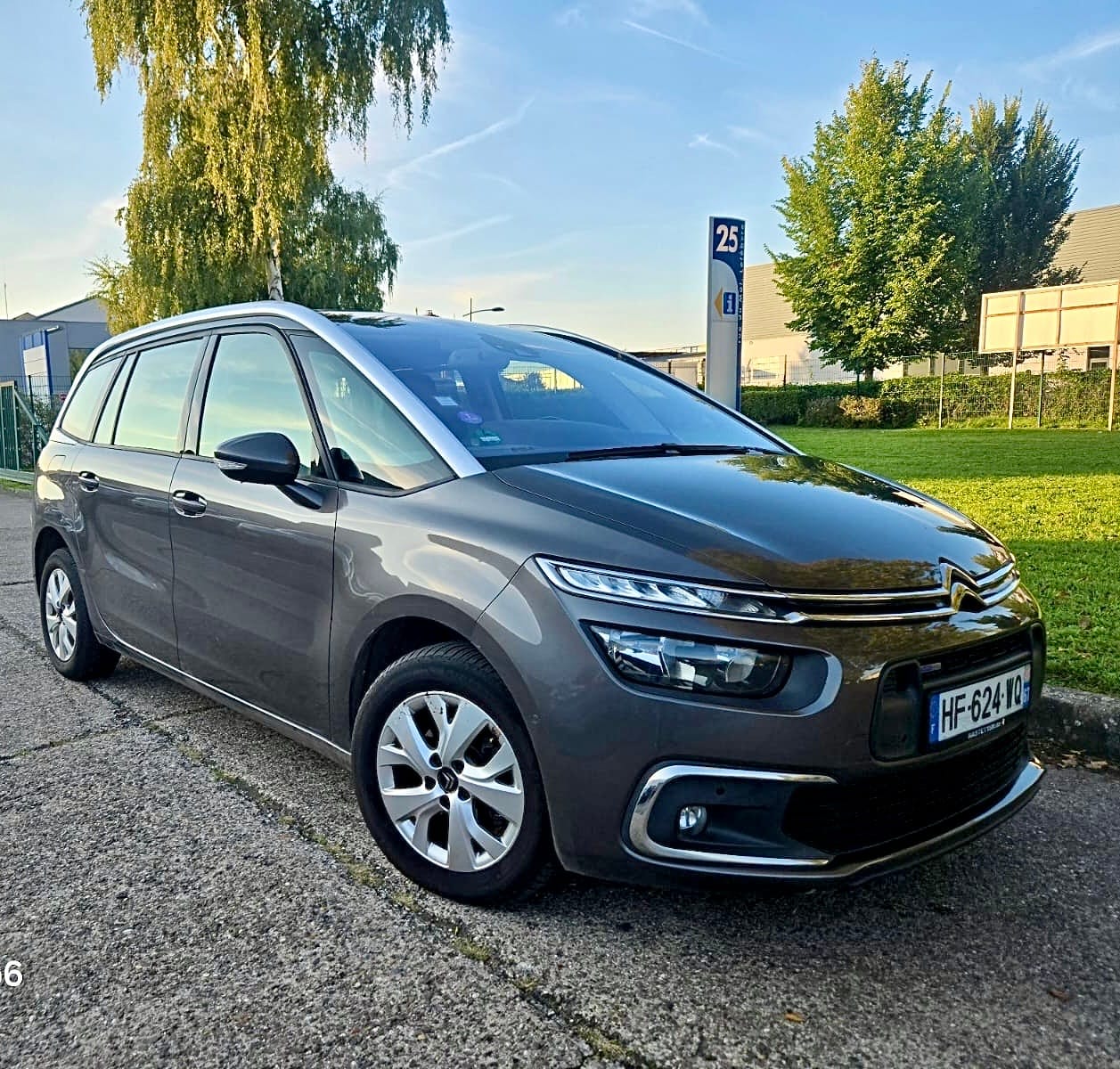 Citroen C4 Grand Picasso, 2017, Essence 95, 7 places
