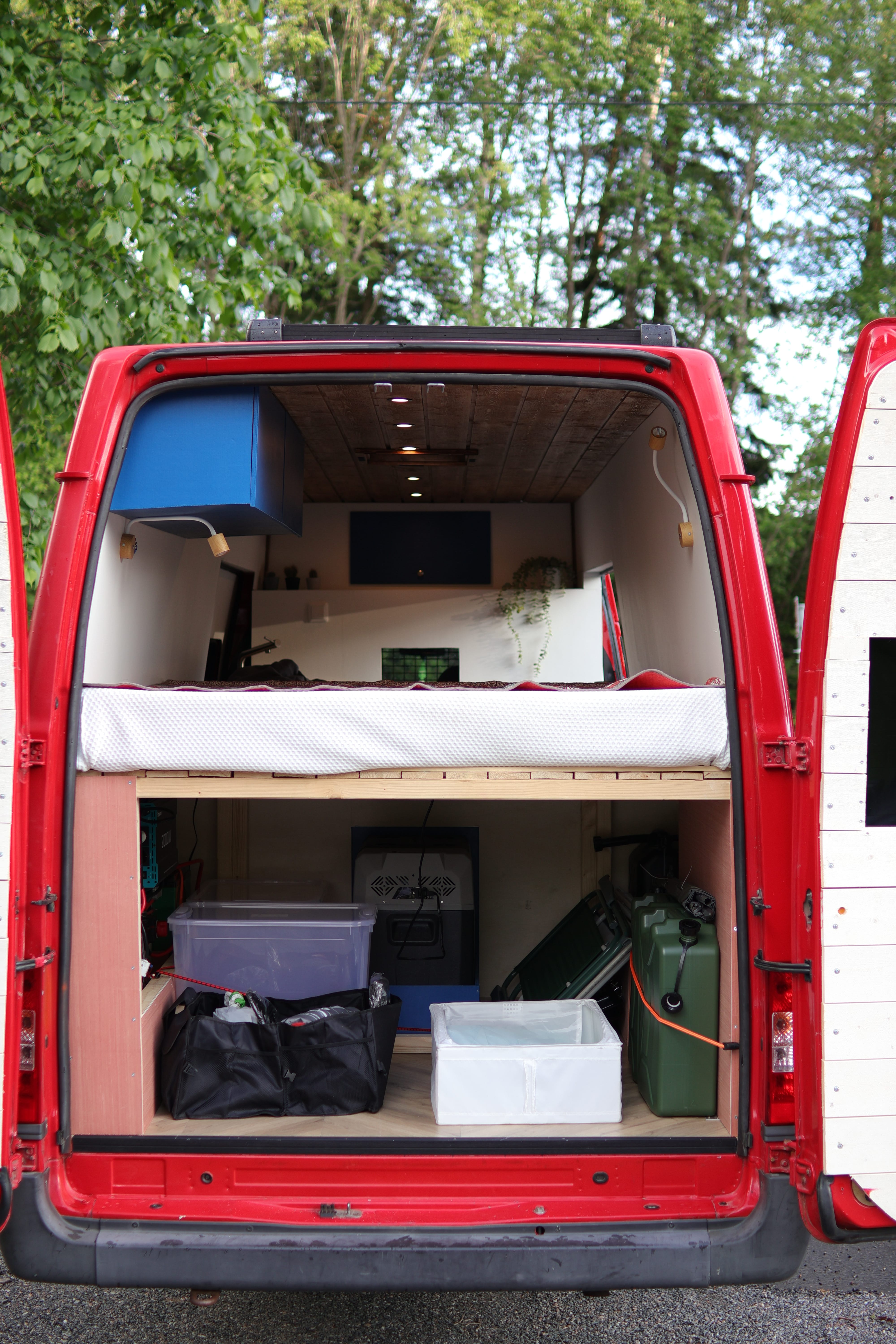 Ford Transit Camper 2,5 diesel med Vinterdekk