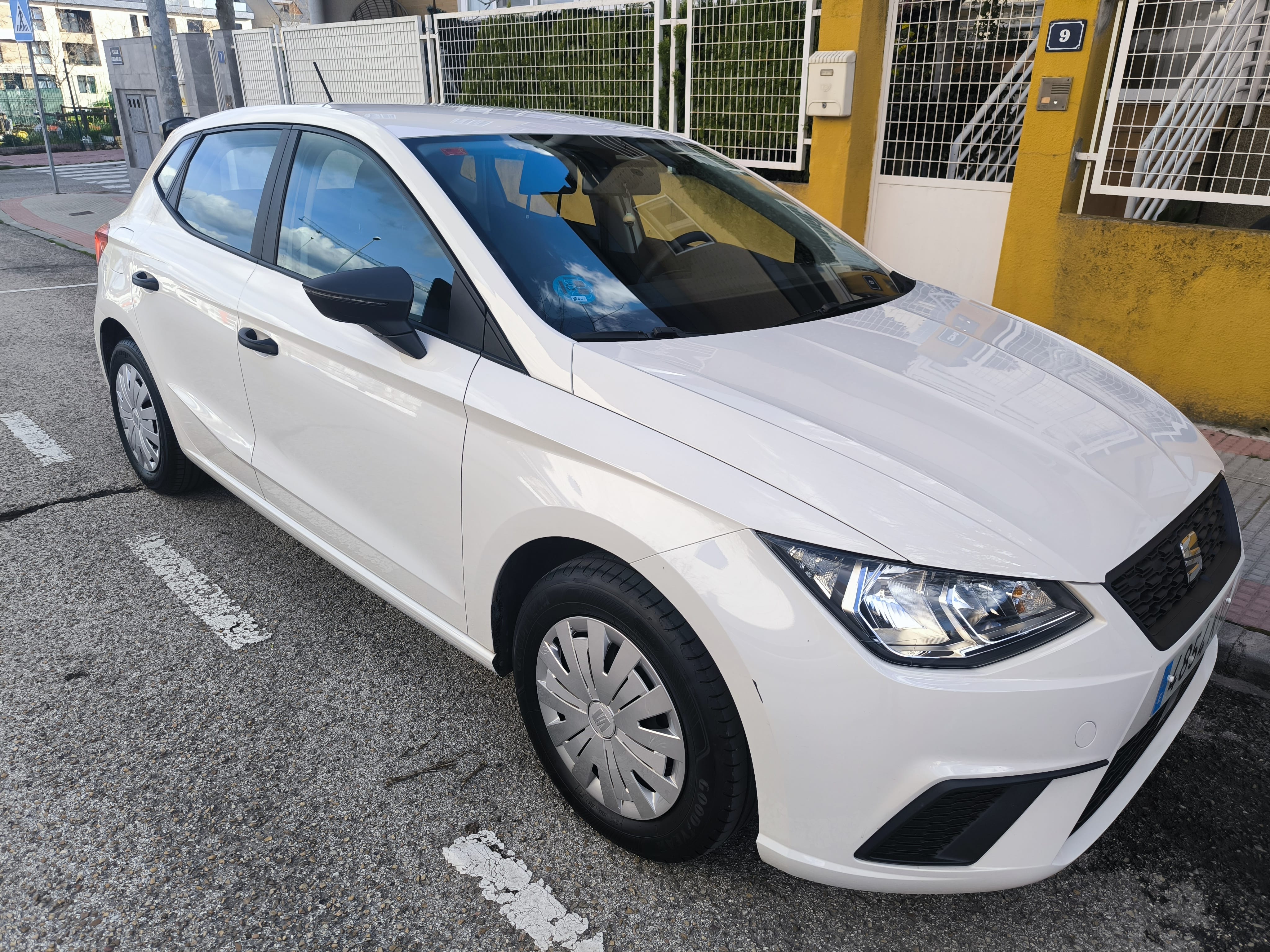 Seat Ibiza 1.1 74cv con Puertos de carga USB