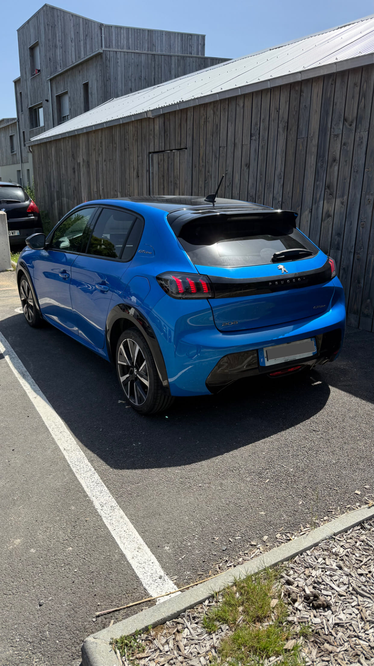 Peugeot 208 GT Line avec Caméra de recul