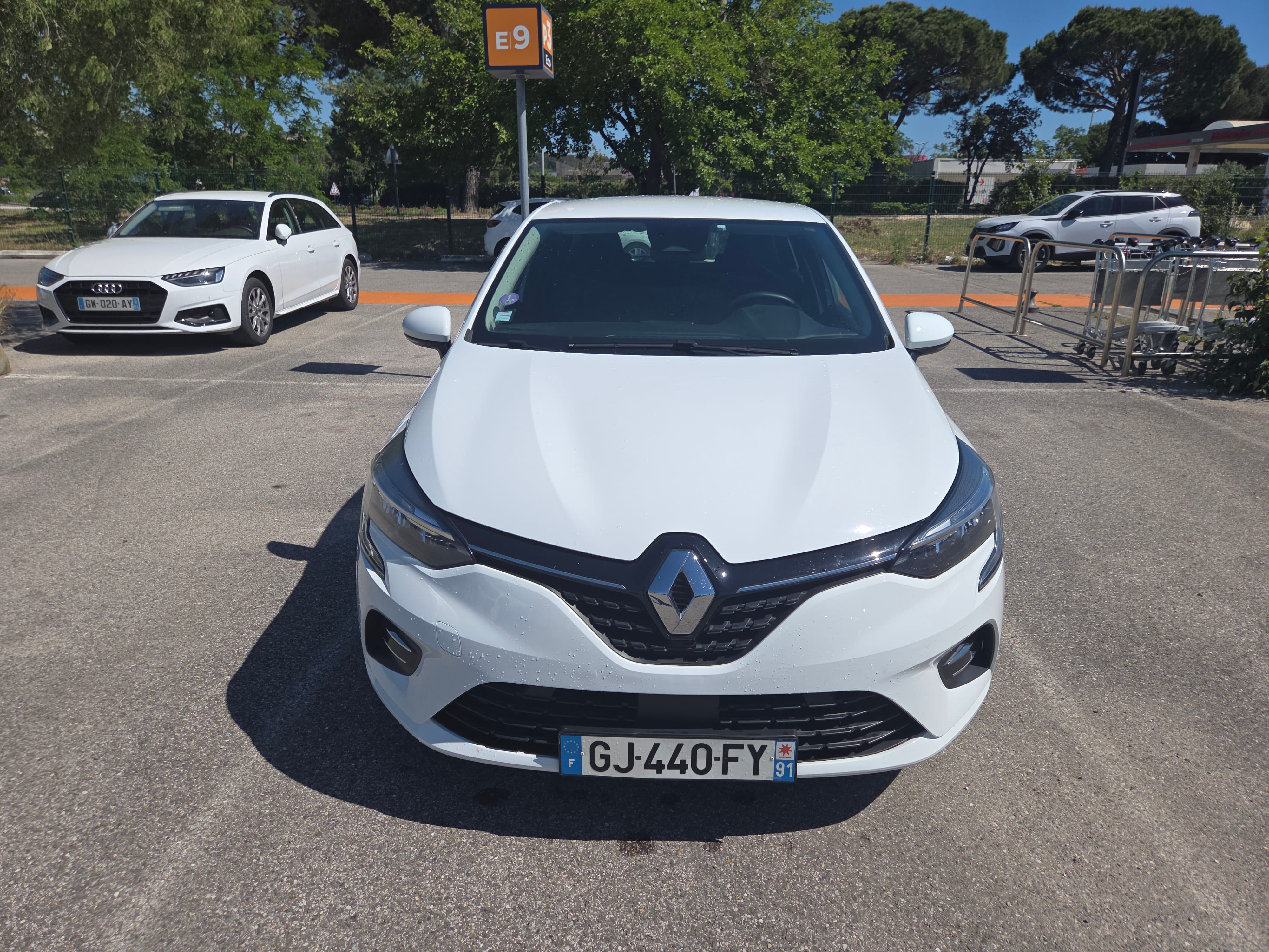 Renault Clio V boîte auto Hybride avec Android Auto