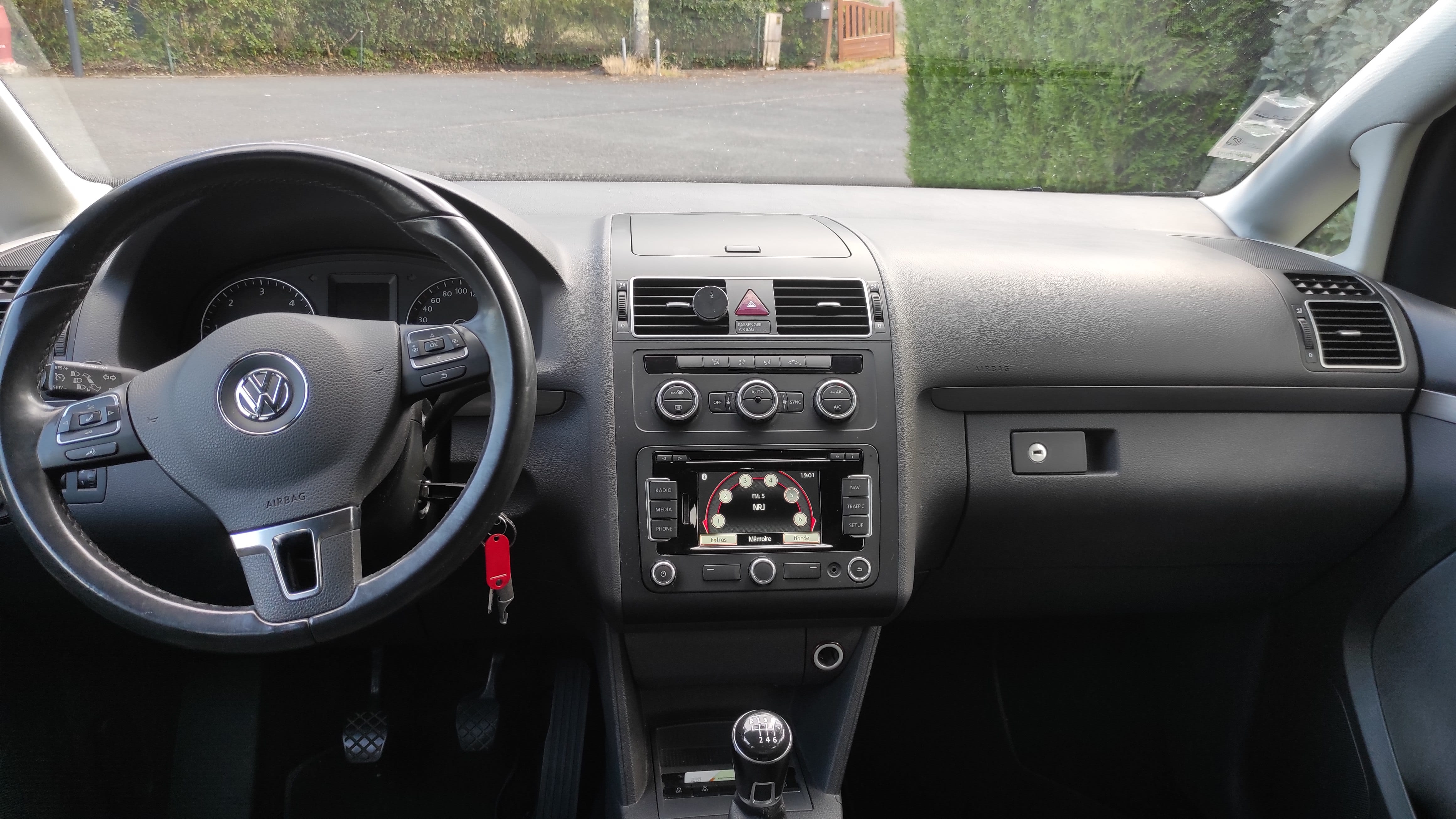 Volkswagen Touran 2.0 hdi avec GPS