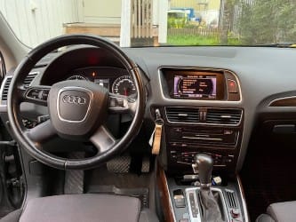 Audi Q5 2.0T Quattro Premium Plus 2.0 TDI with Cruise control