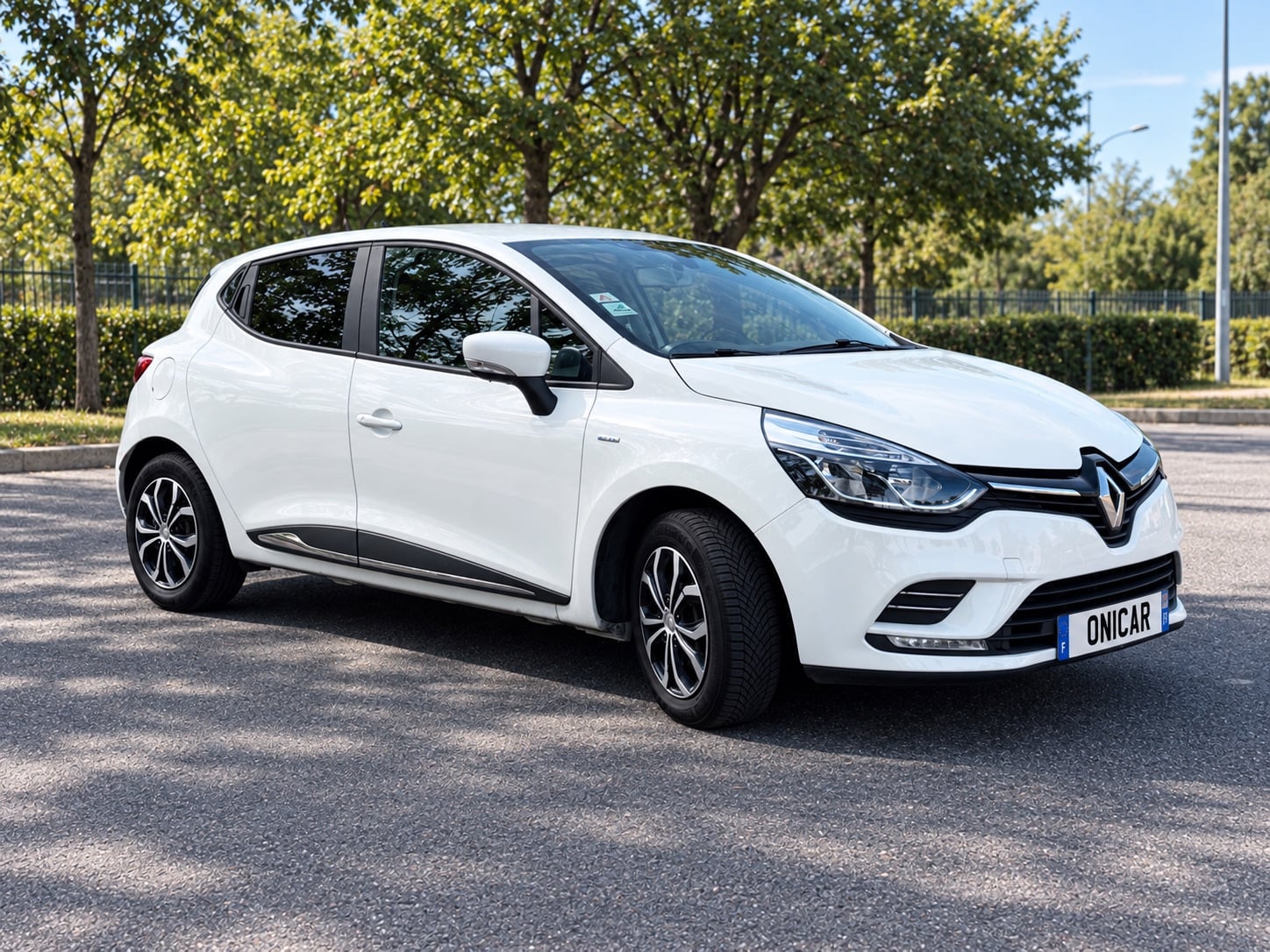 Renault Clio avec Climatisation