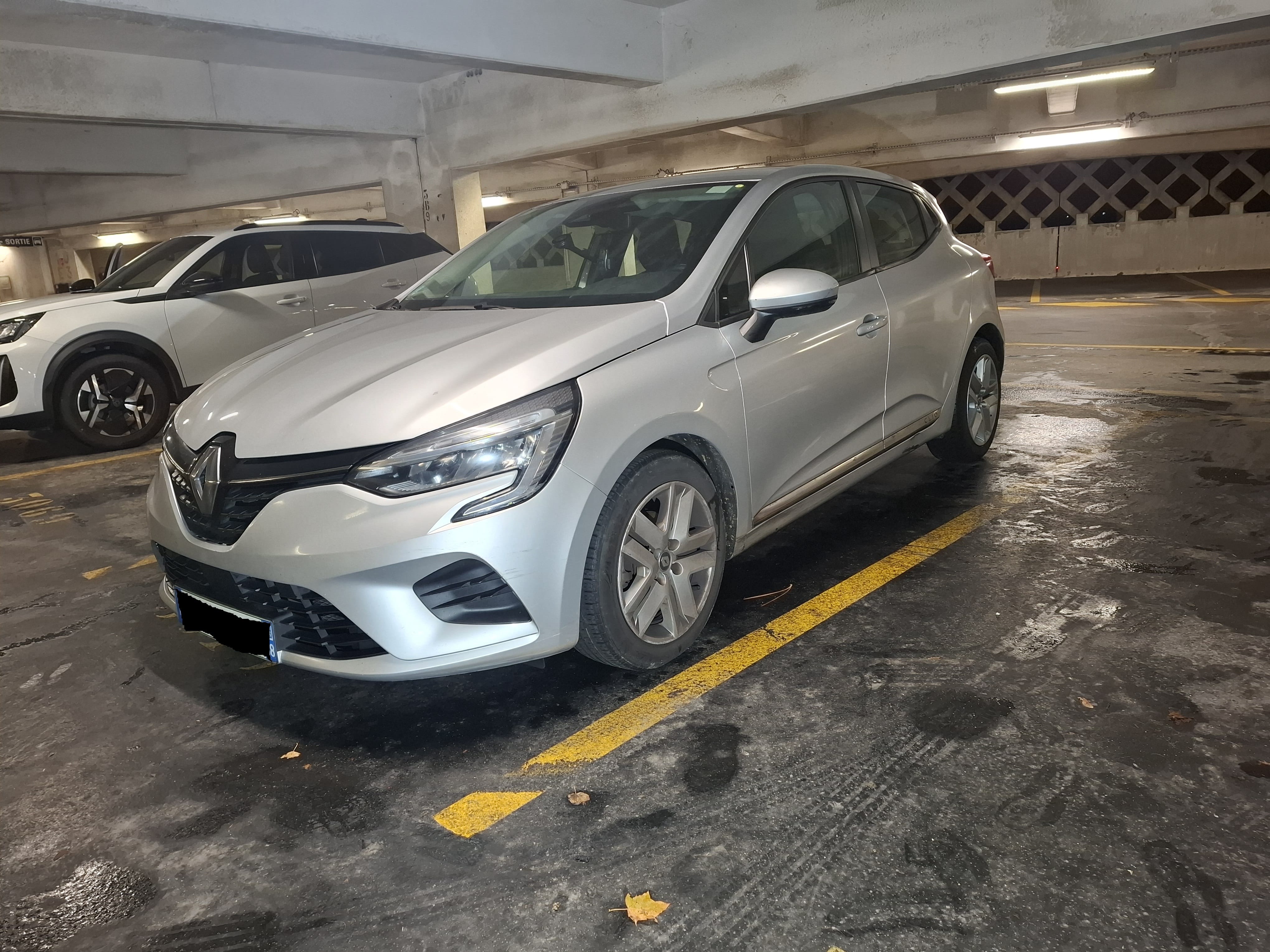 Renault Clio FQ664, 2020, Essence 95