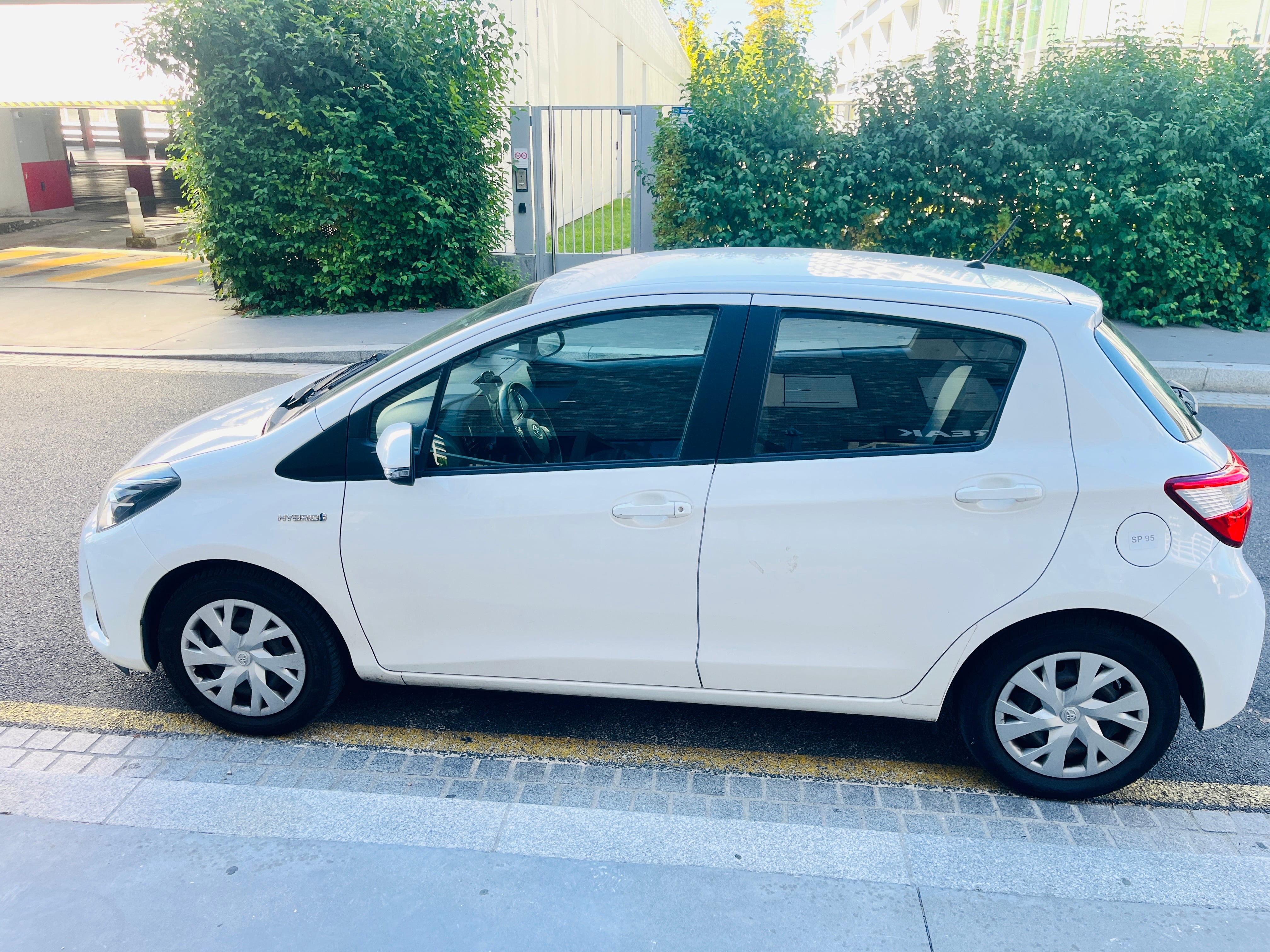 Toyota Yaris Hybride avec Climatisation