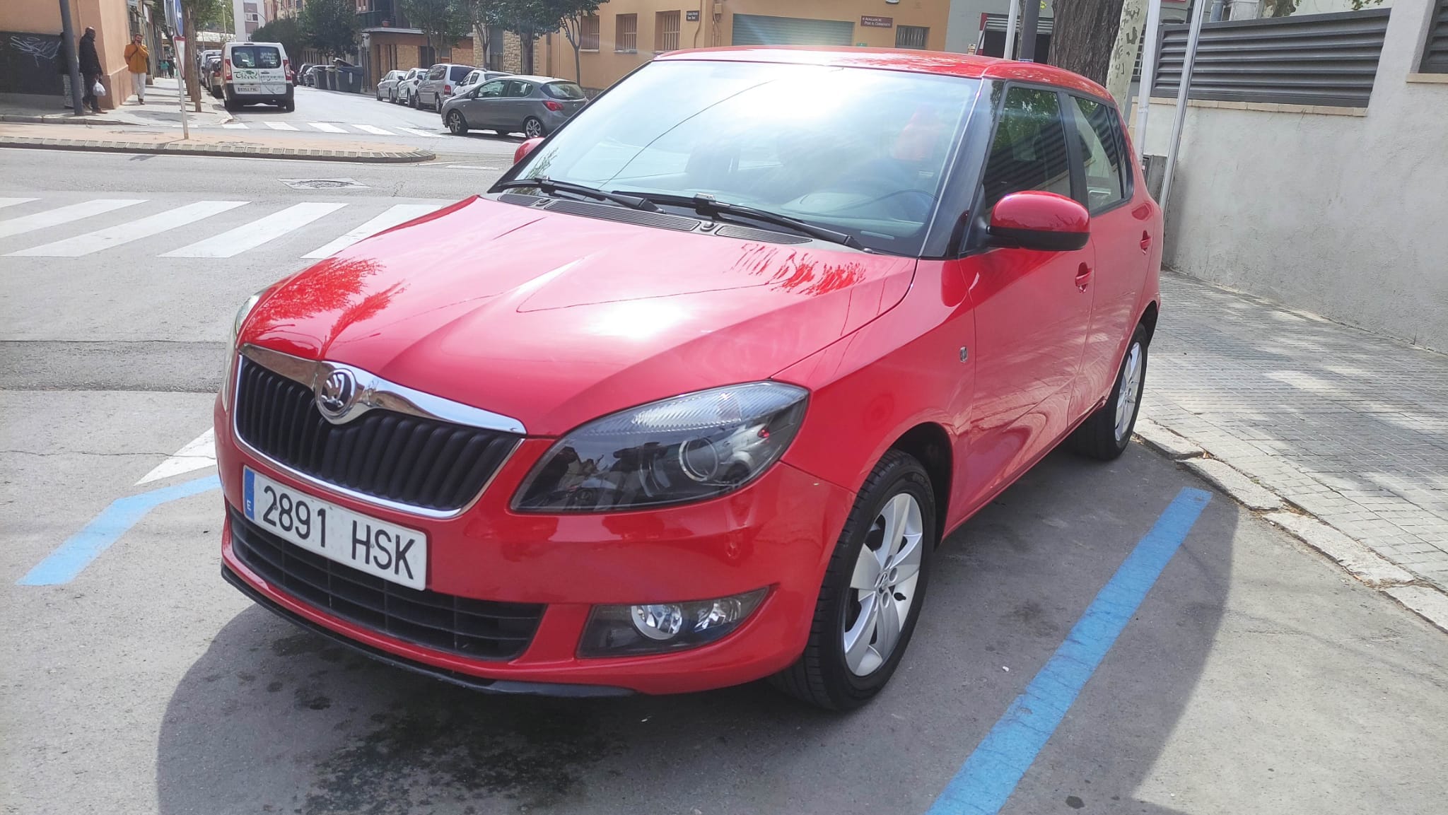 Skoda Fabia TSI Red mit Klimaanlage