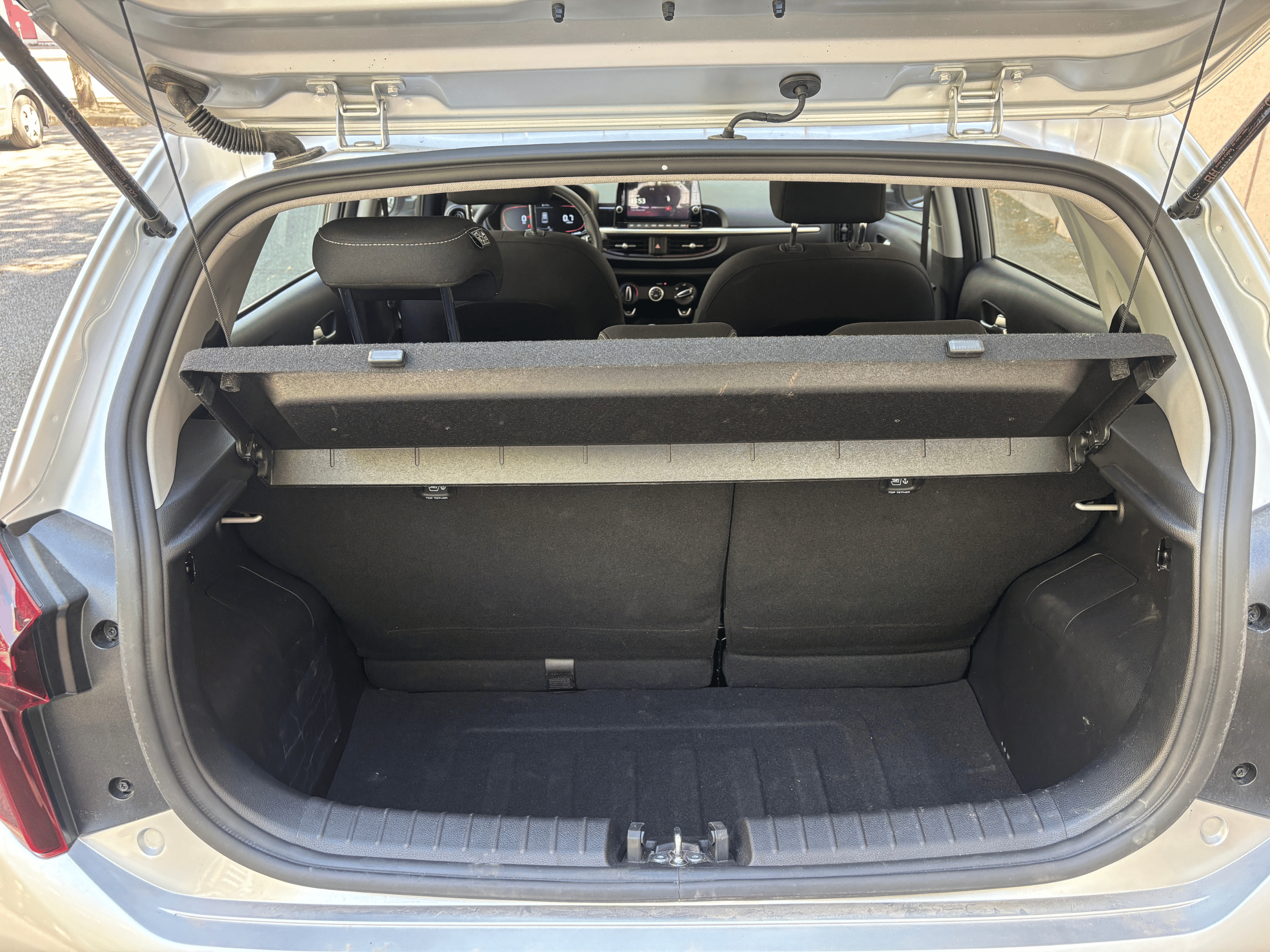 Kia Picanto avec Siège bébé