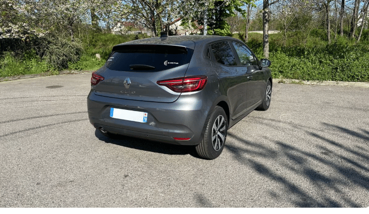 Renault Clio avec GPS