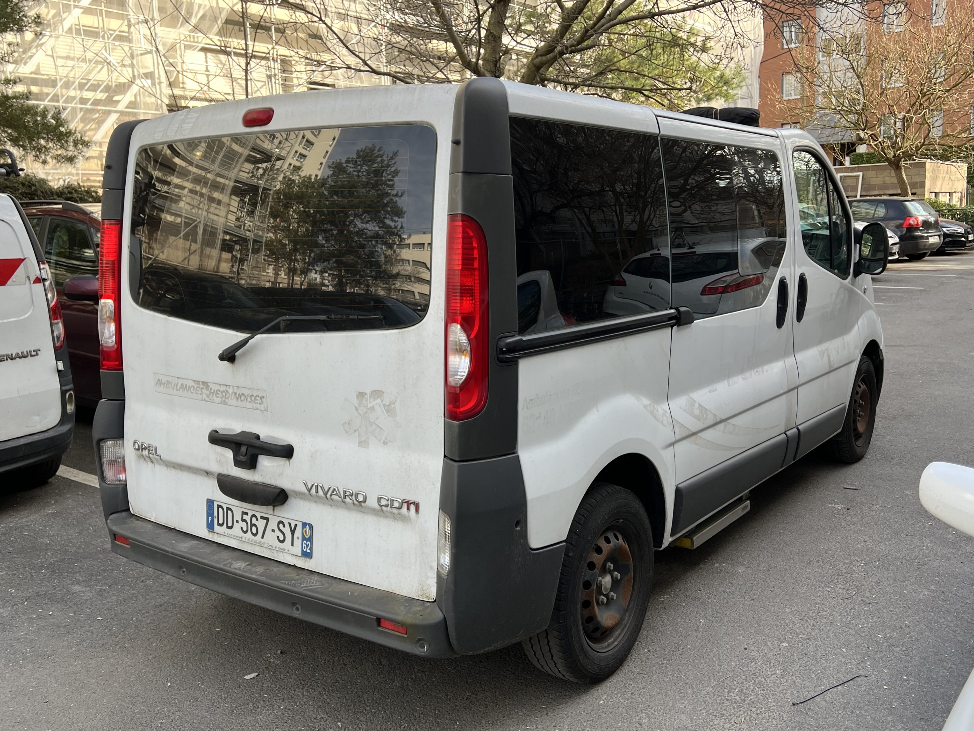 Opel Vivaro Combi avec Climatisation