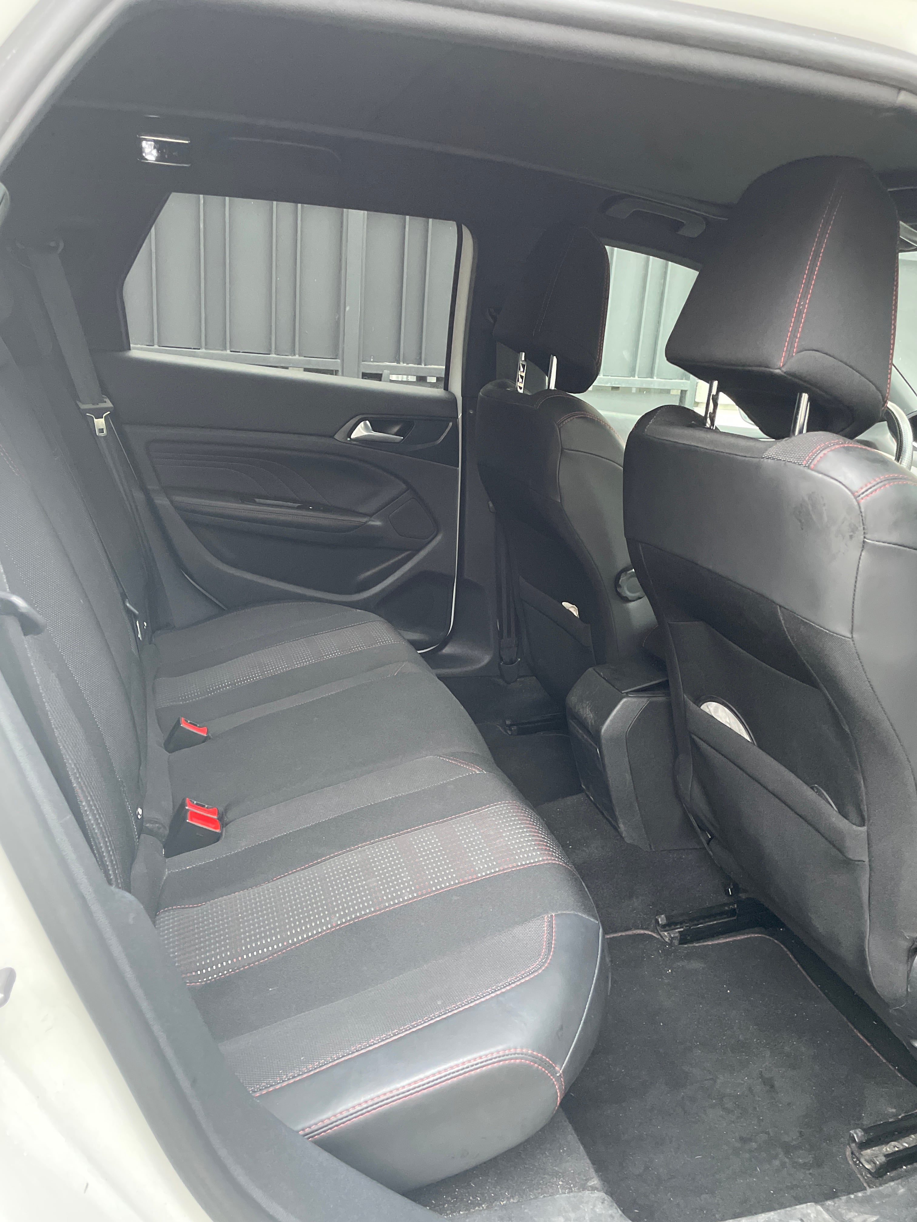 Peugeot 308 SW 130 cv avec Audio Bluetooth