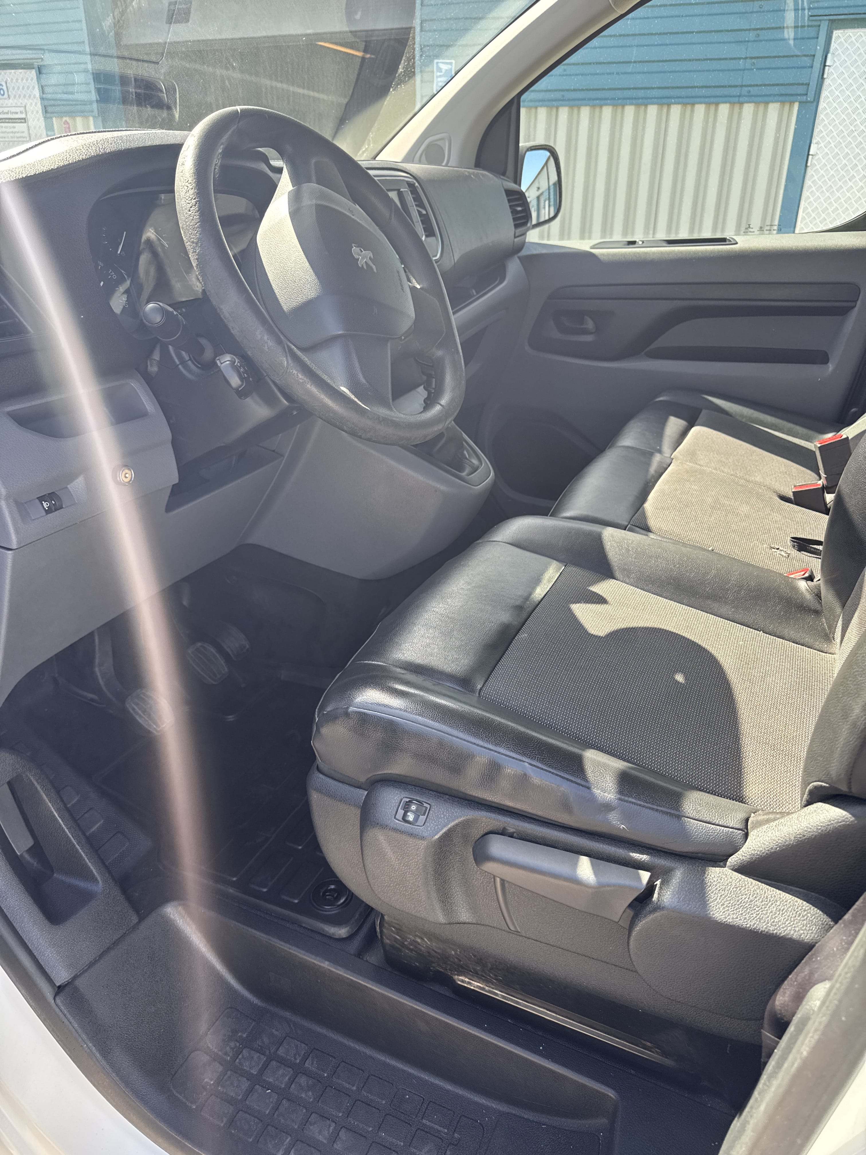 Peugeot Expert med GPS