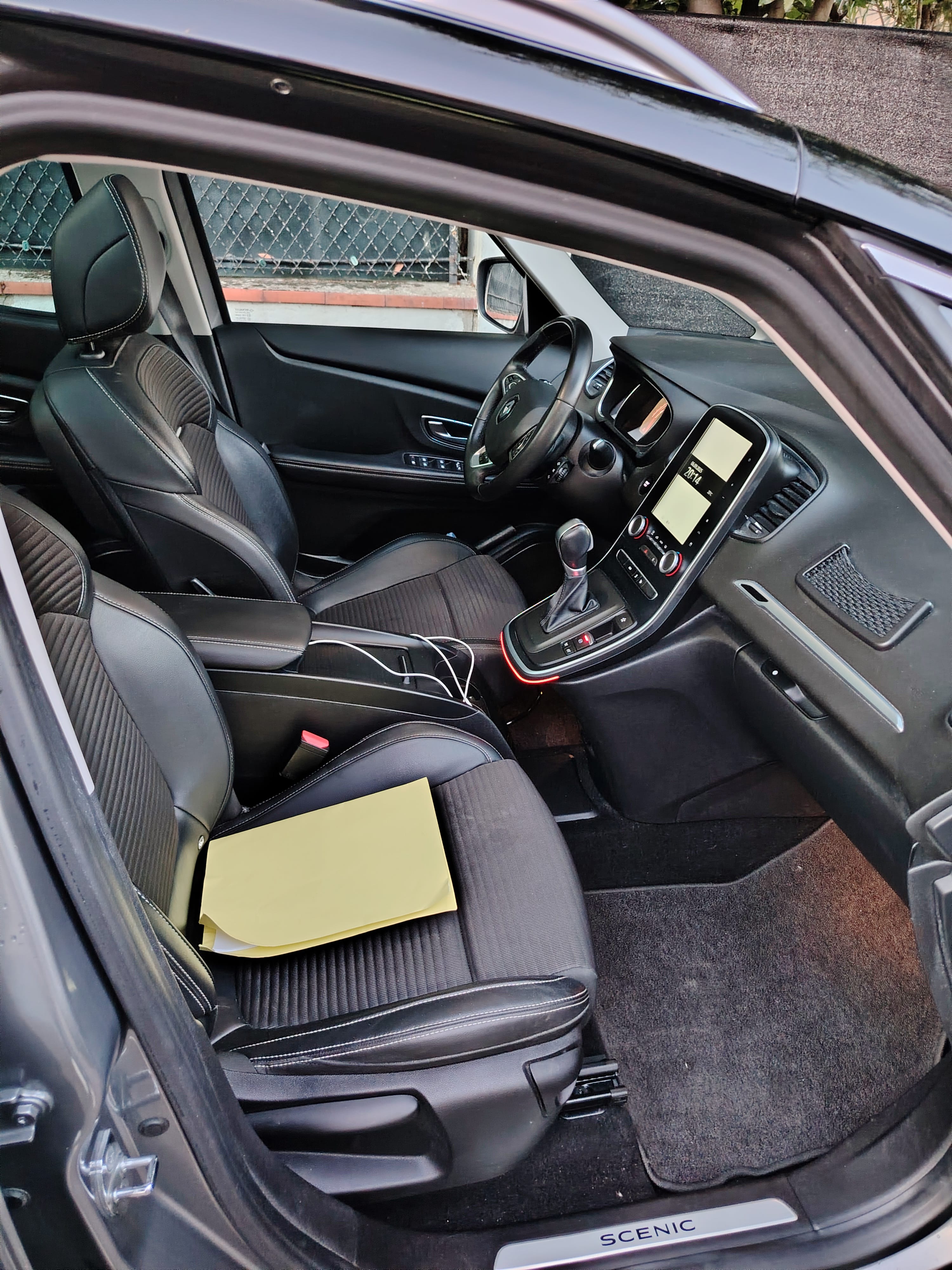 Renault Grand Scenic avec Audio Bluetooth