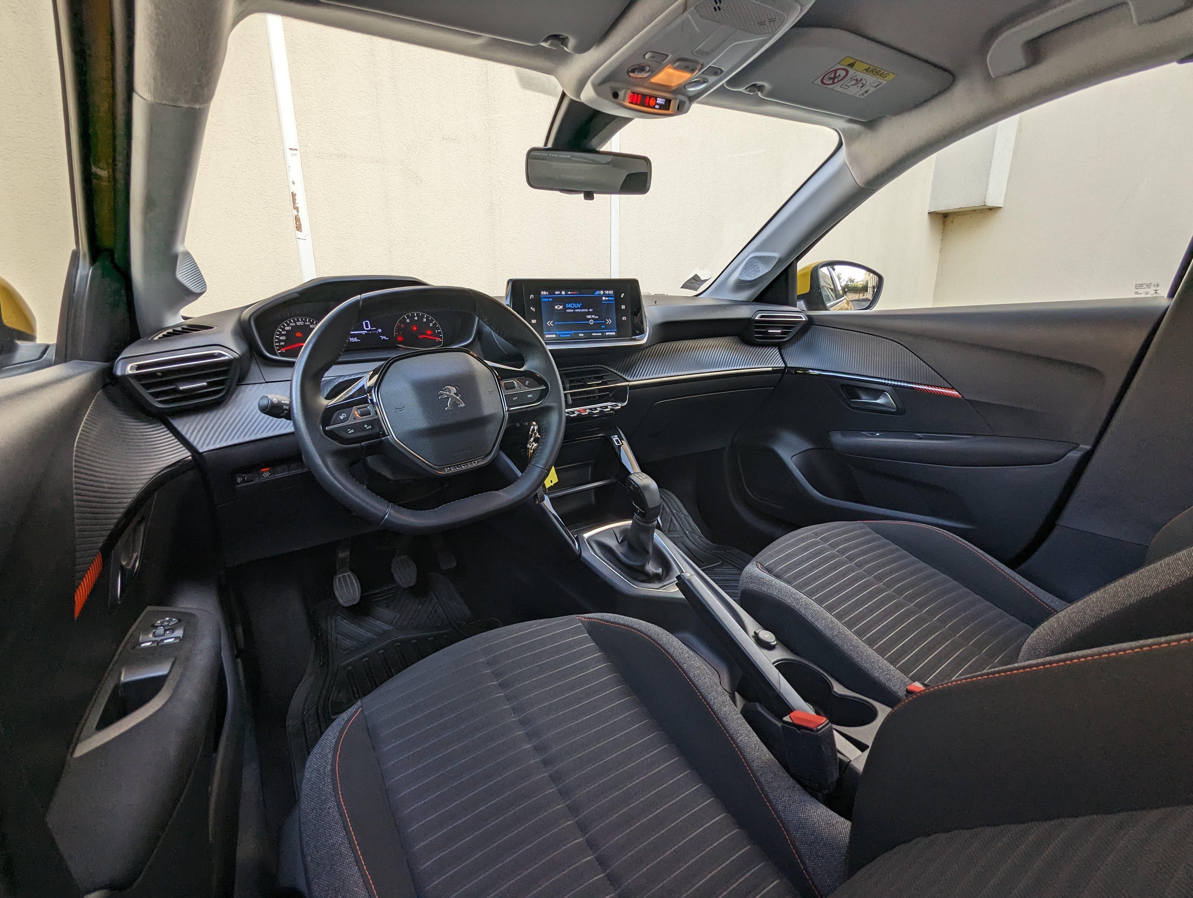 Peugeot 208 avec Régulateur de vitesse