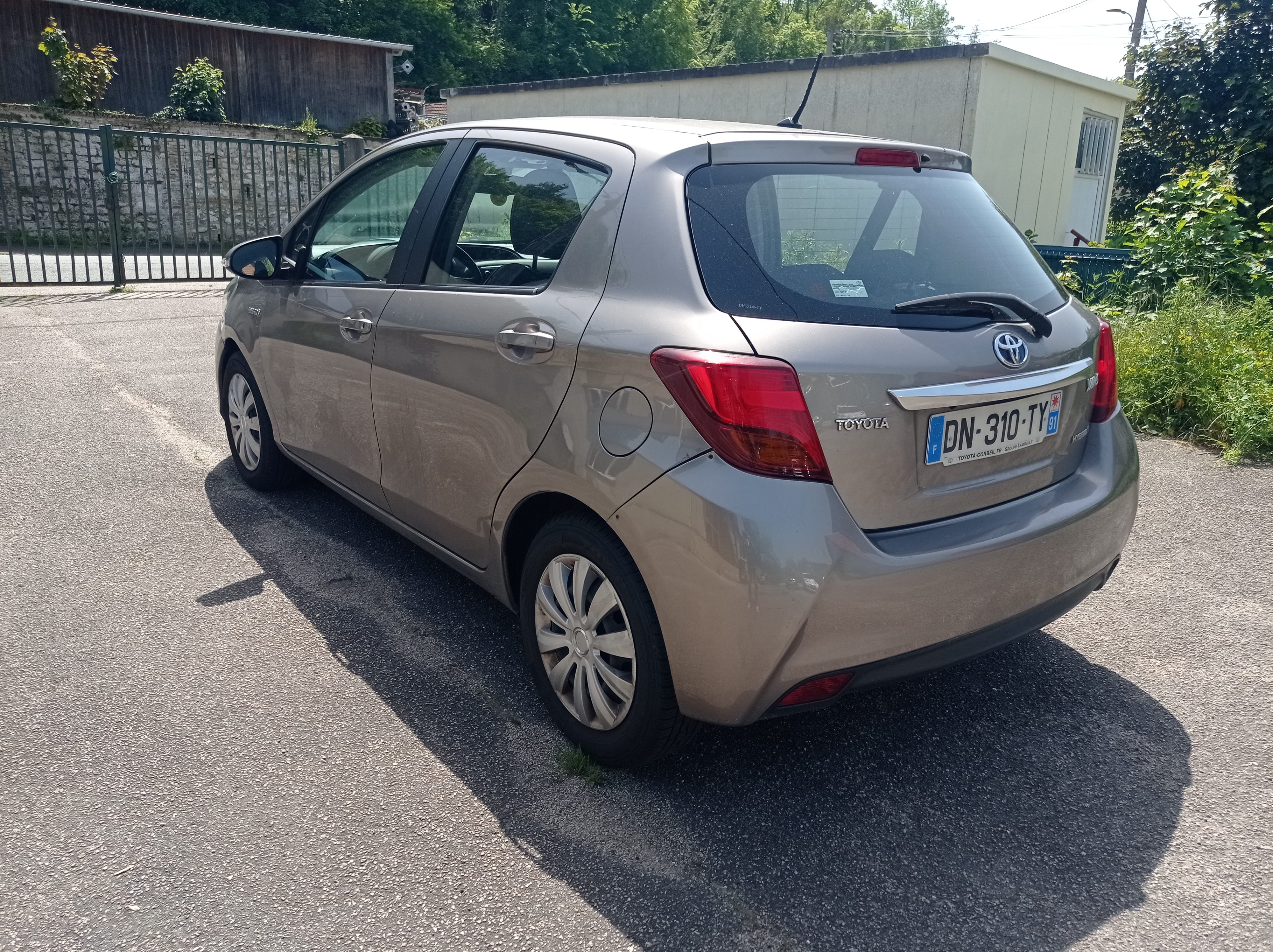 Toyota Yaris Hybride avec Caméra de recul