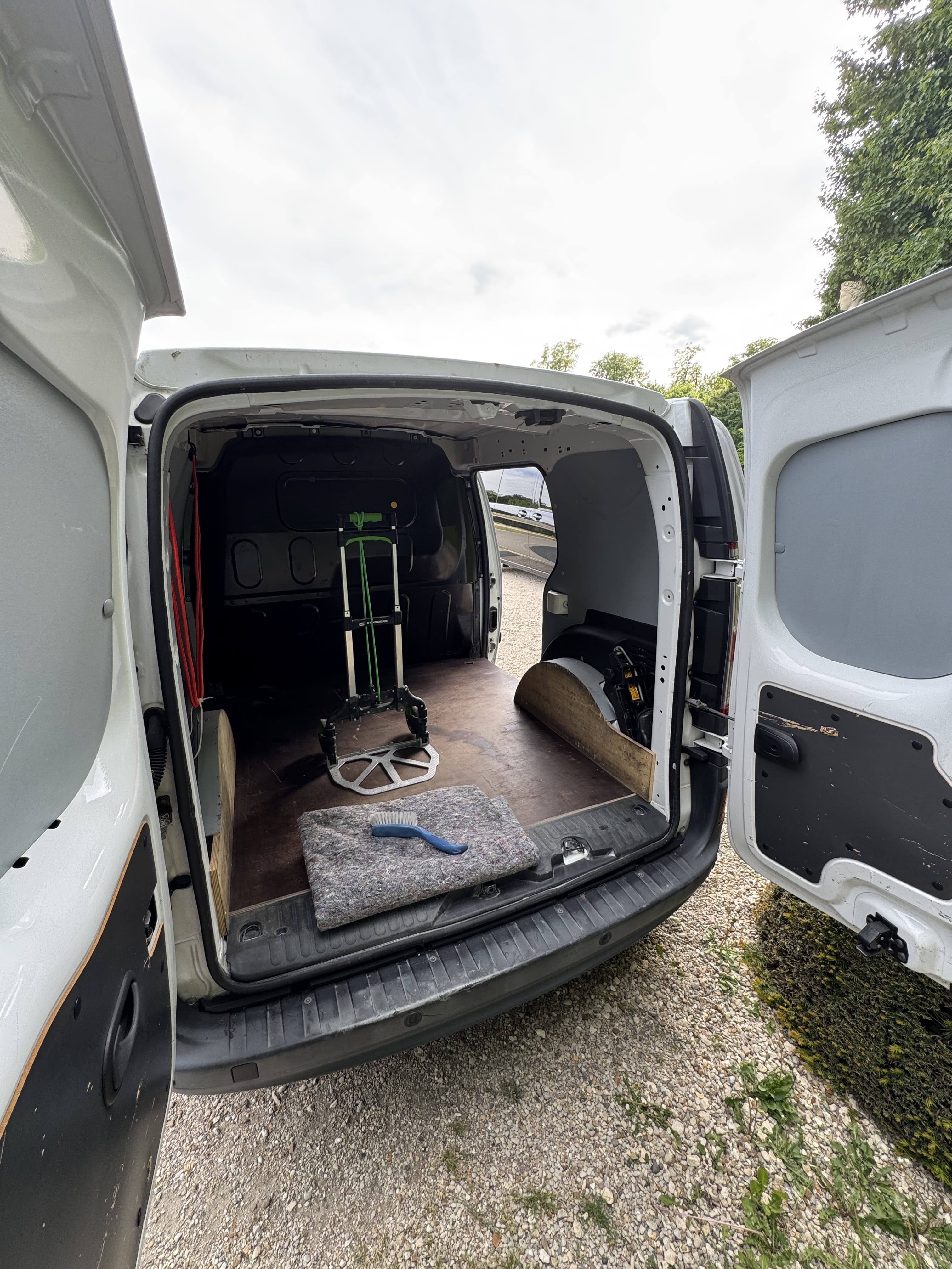Renault Kangoo Express avec Pneus neige