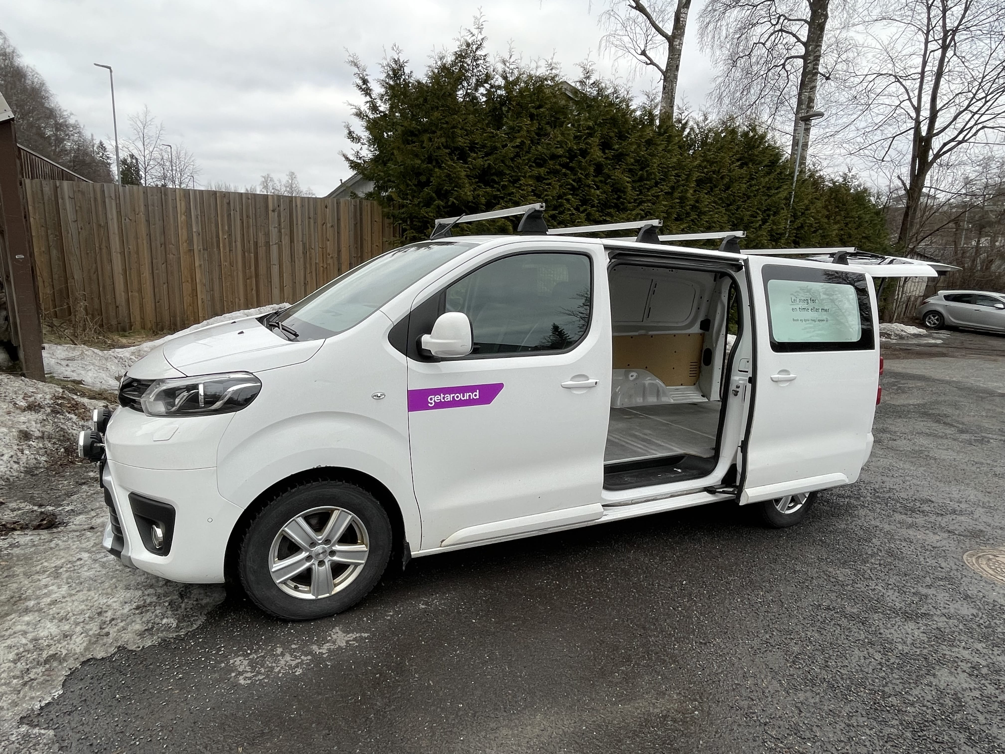 Toyota Proace Varebil 2.0 HDI (122 hp) med Bilradio