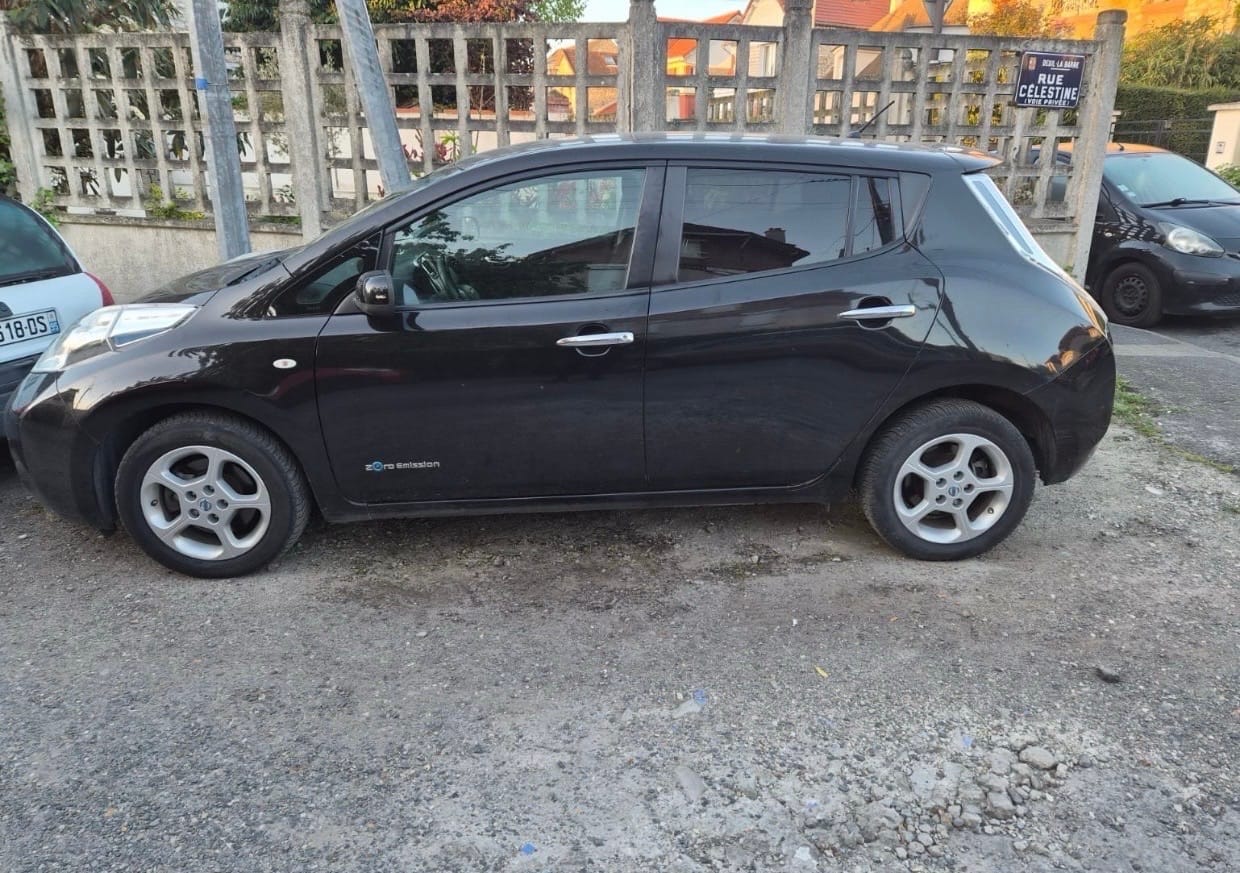 Nissan Leaf, 2014, Électrique, automatique