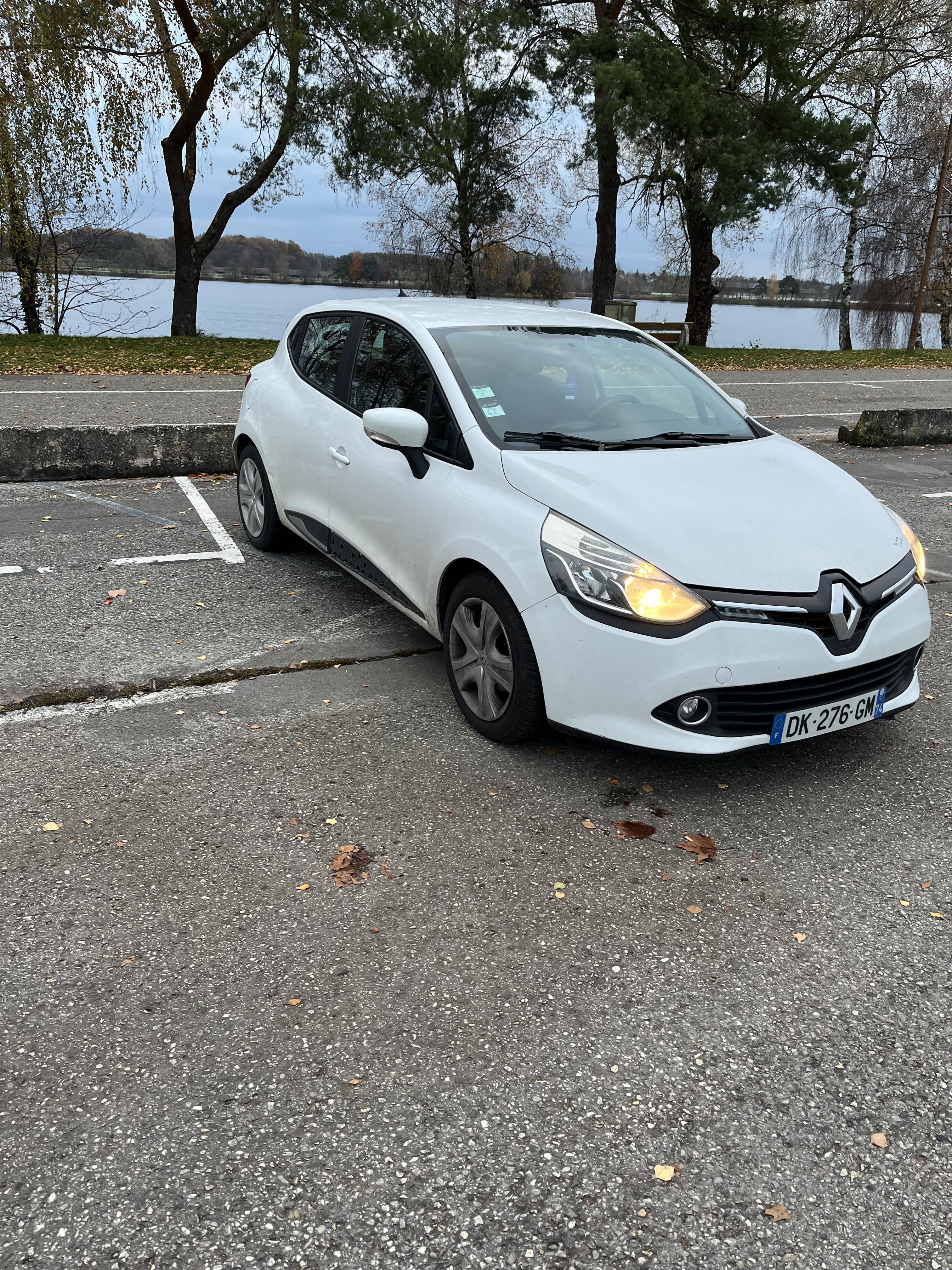Renault Clio 1L5 DCI 5 portes avec vignette avec Climatisation