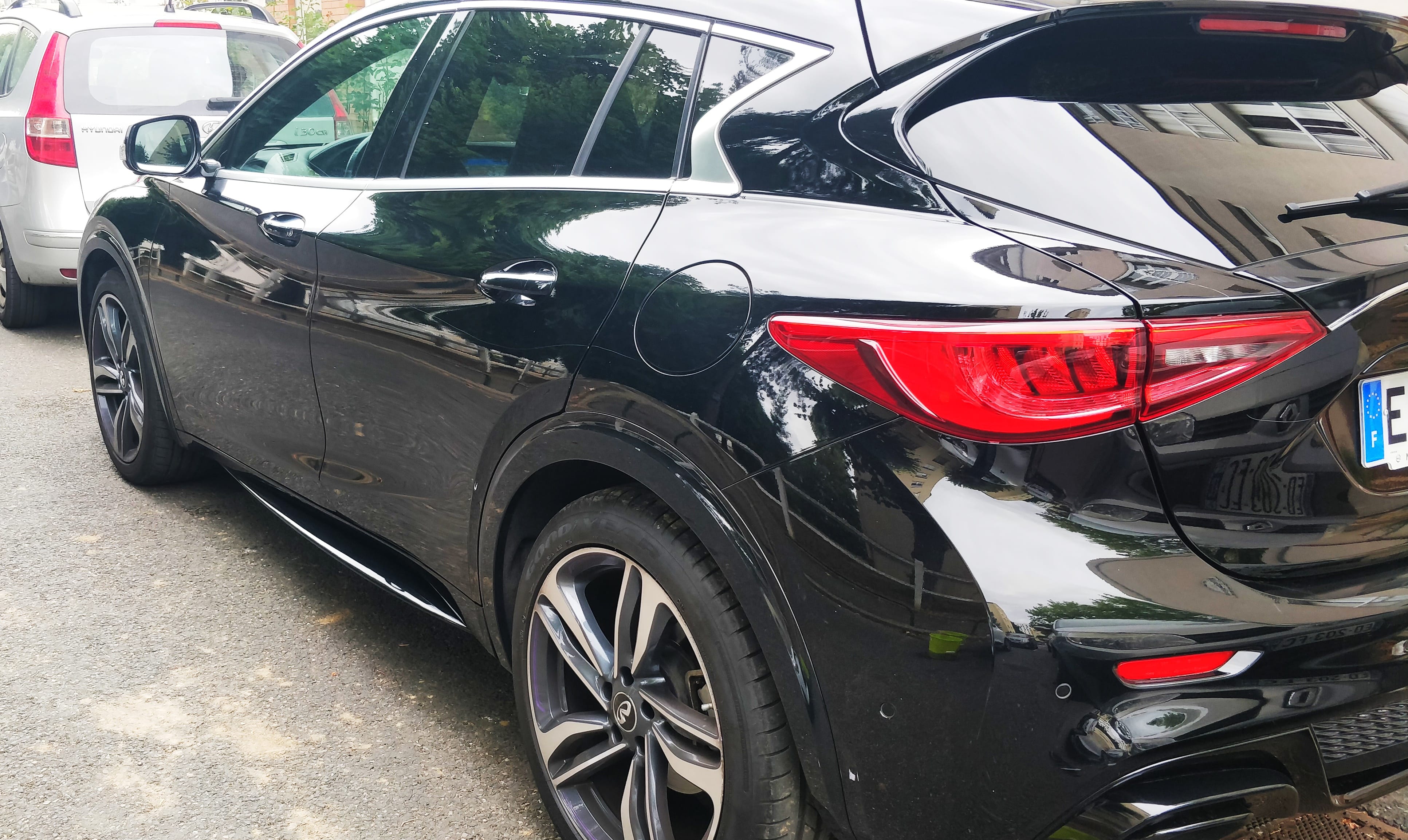 Infiniti Q30 avec Régulateur de vitesse