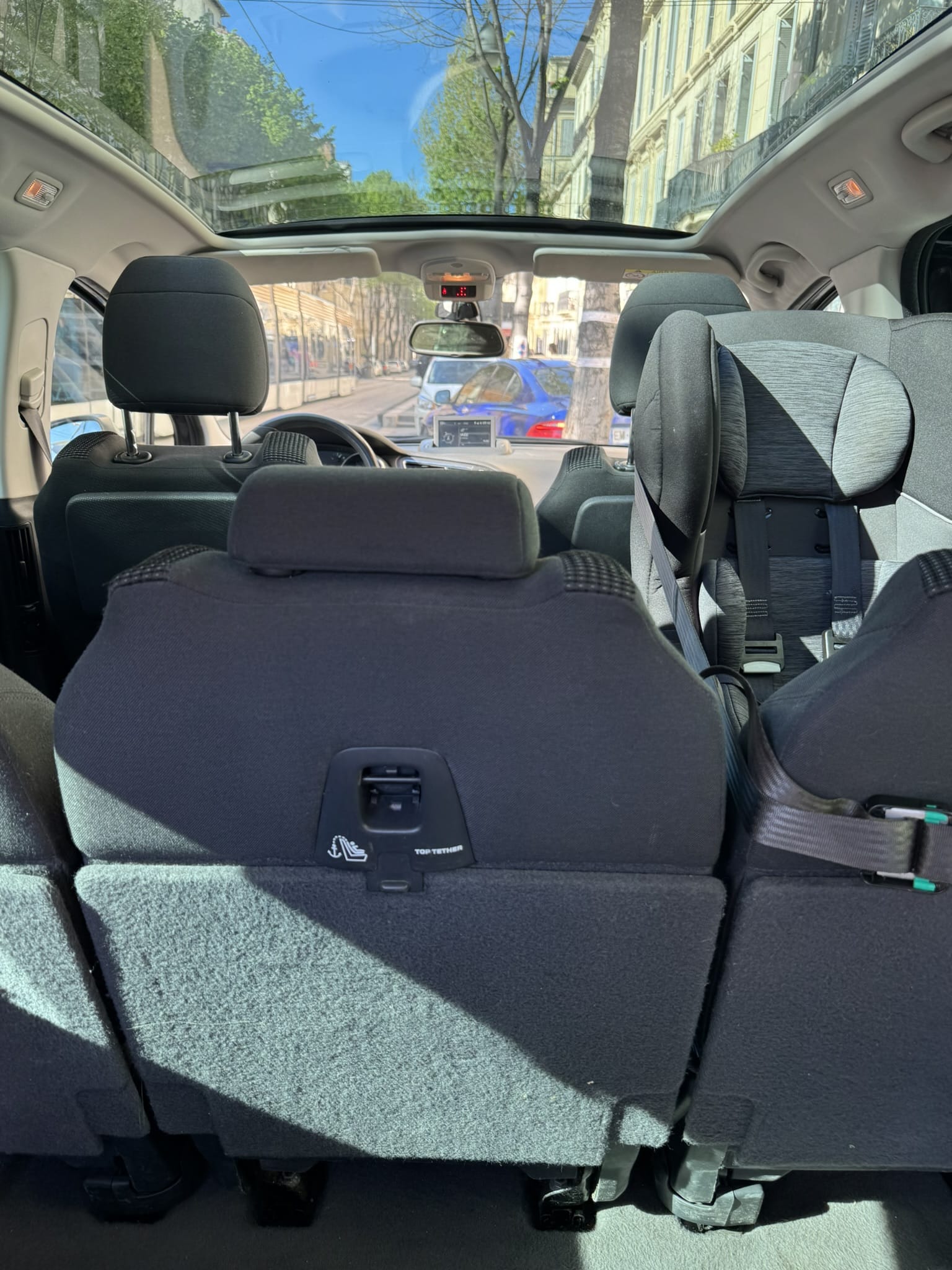 Peugeot 5008 met USB-oplaadpoorten