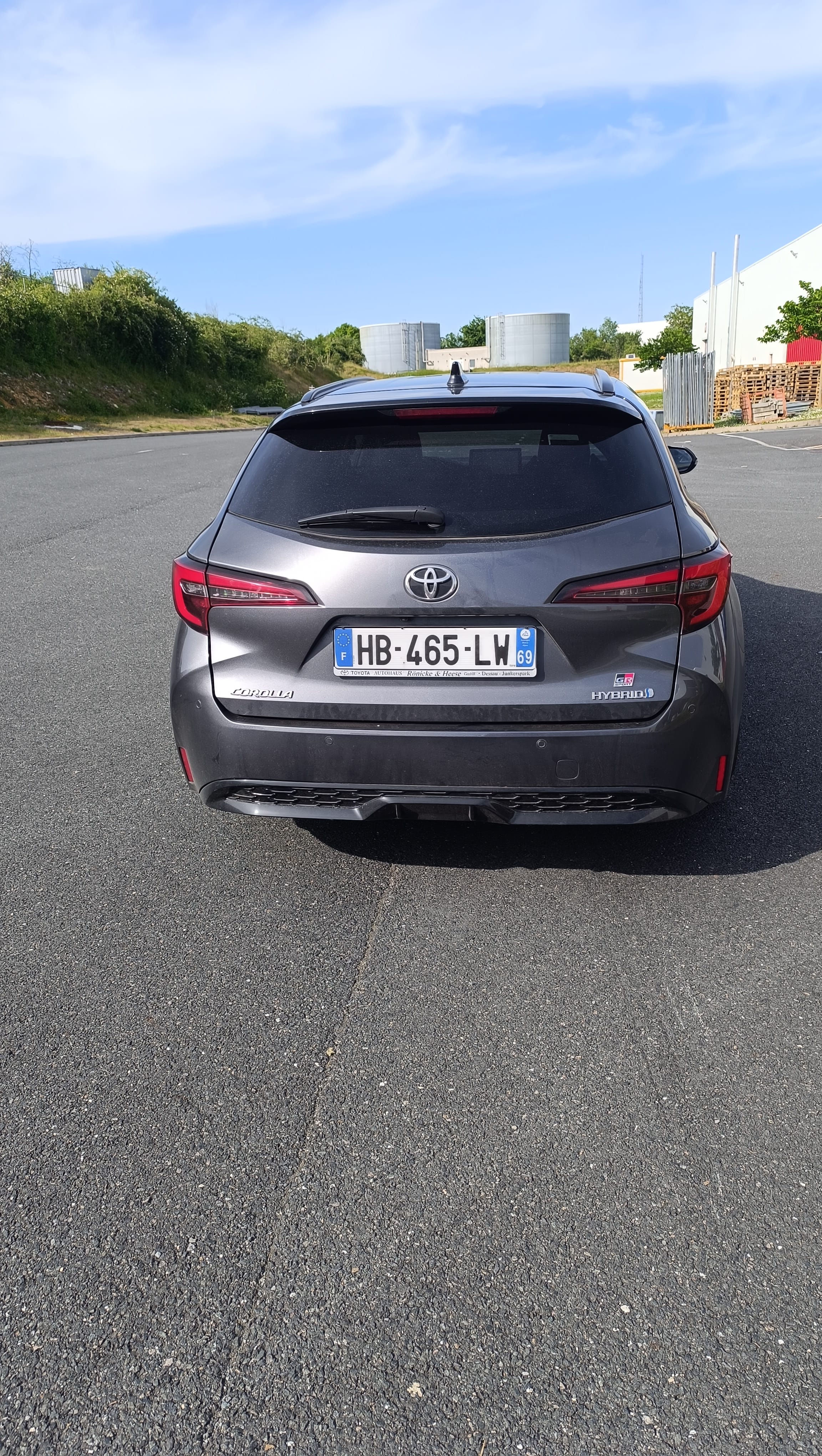 Toyota Corolla Break Hybride avec GPS