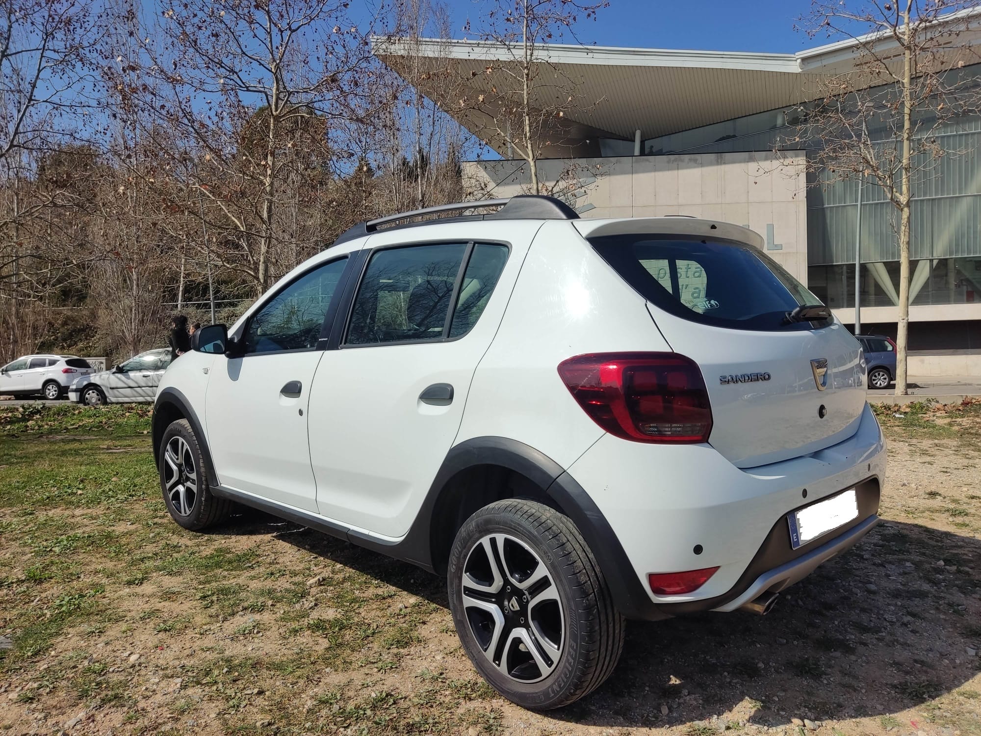 Dacia Sandero Stepway 0.9 Tce Gasolina 90cv con GPS