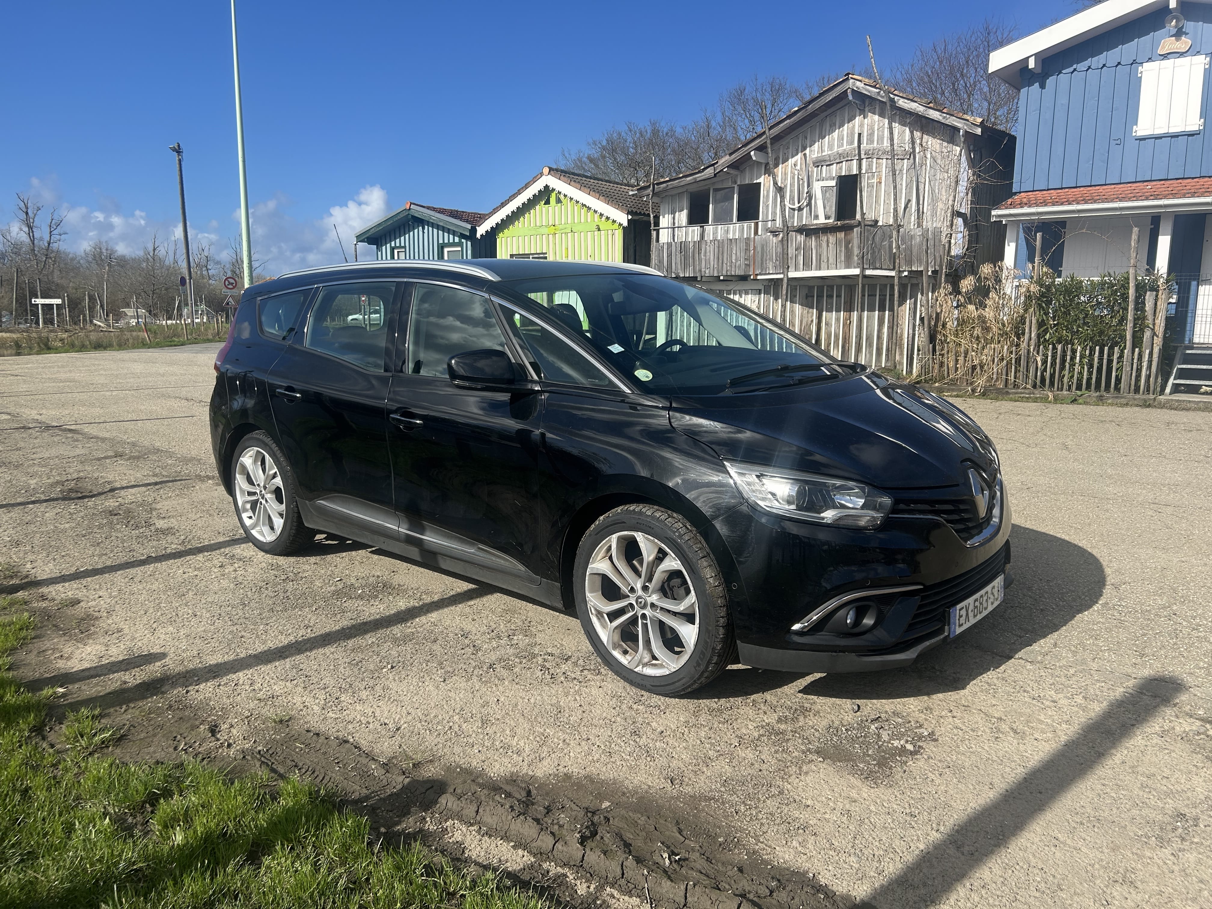 Renault Grand Scenic avec Caméra de recul