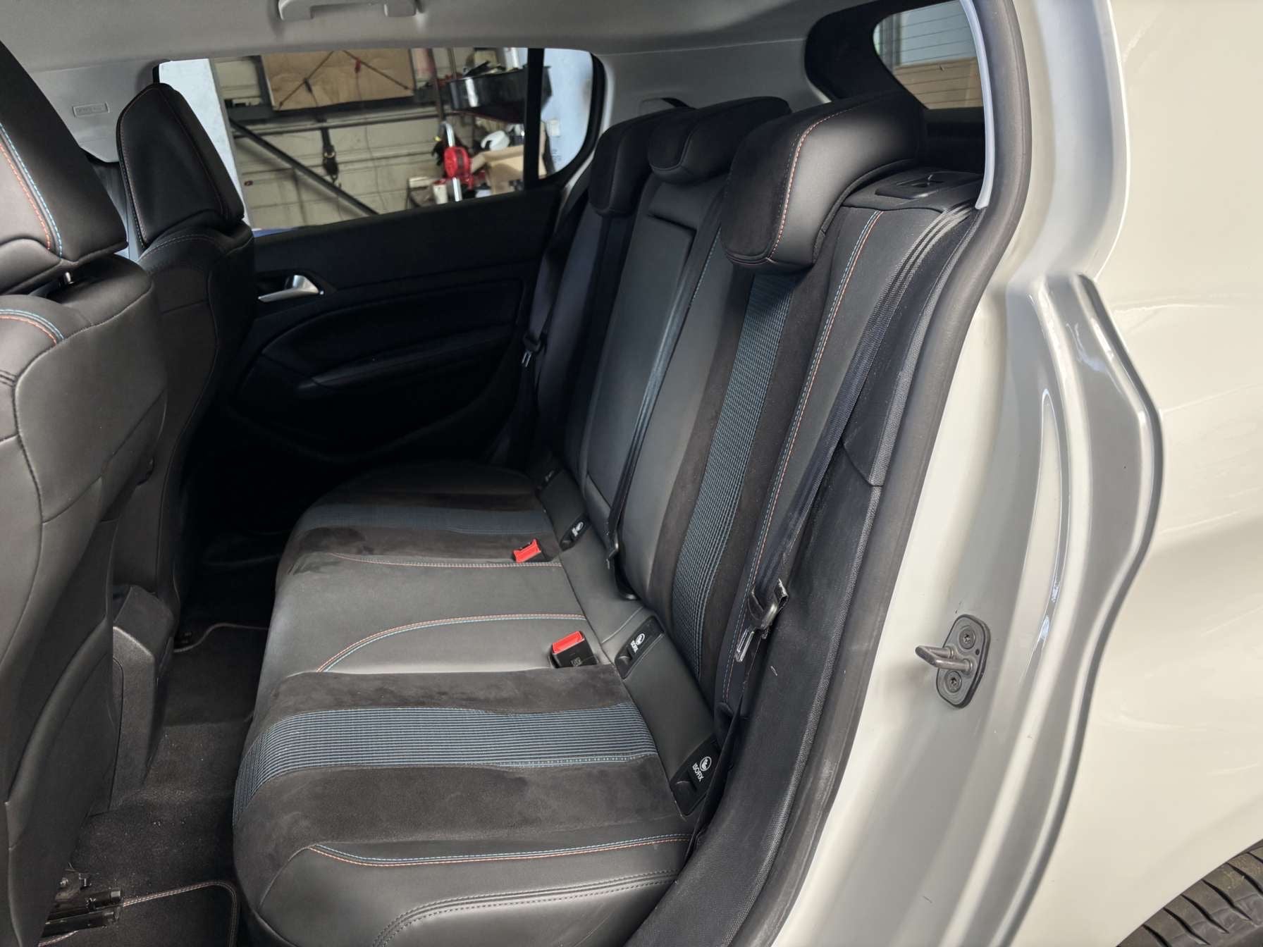 Peugeot 308 avec Climatisation