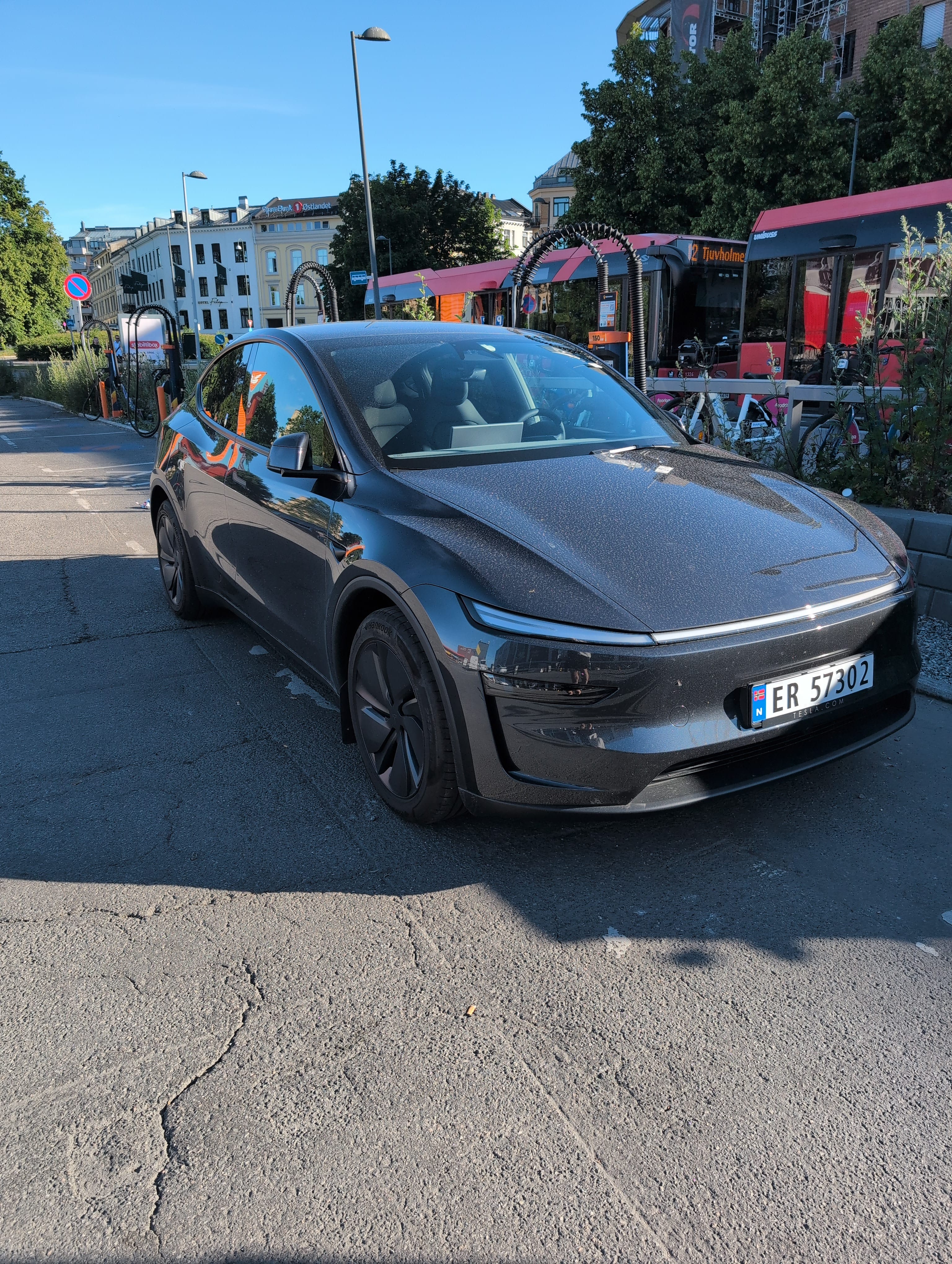 Tesla Model Y Long Range, 2026, Elektro, Automatik