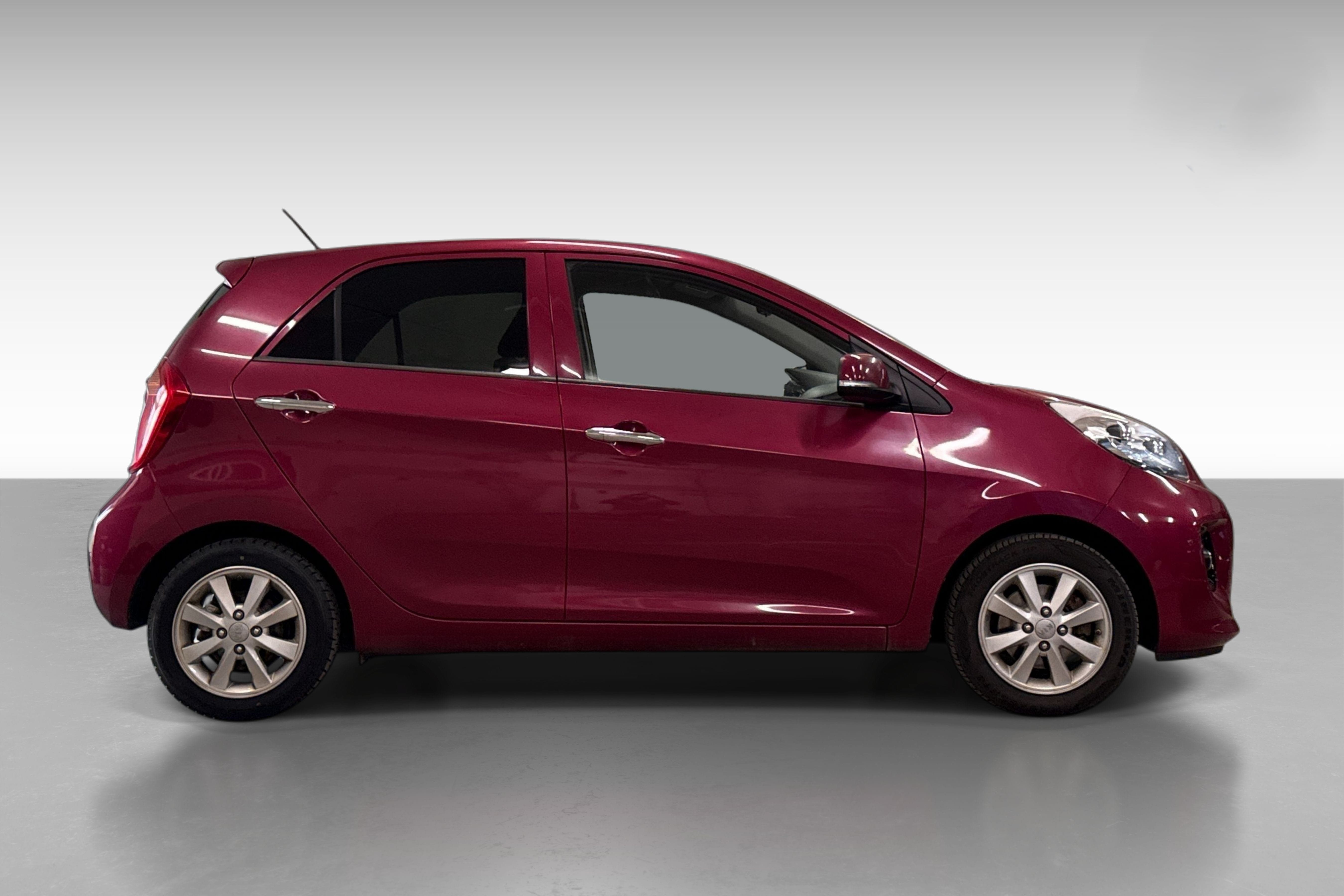 Kia Picanto 2016 BENSIN med Bluetooth audio