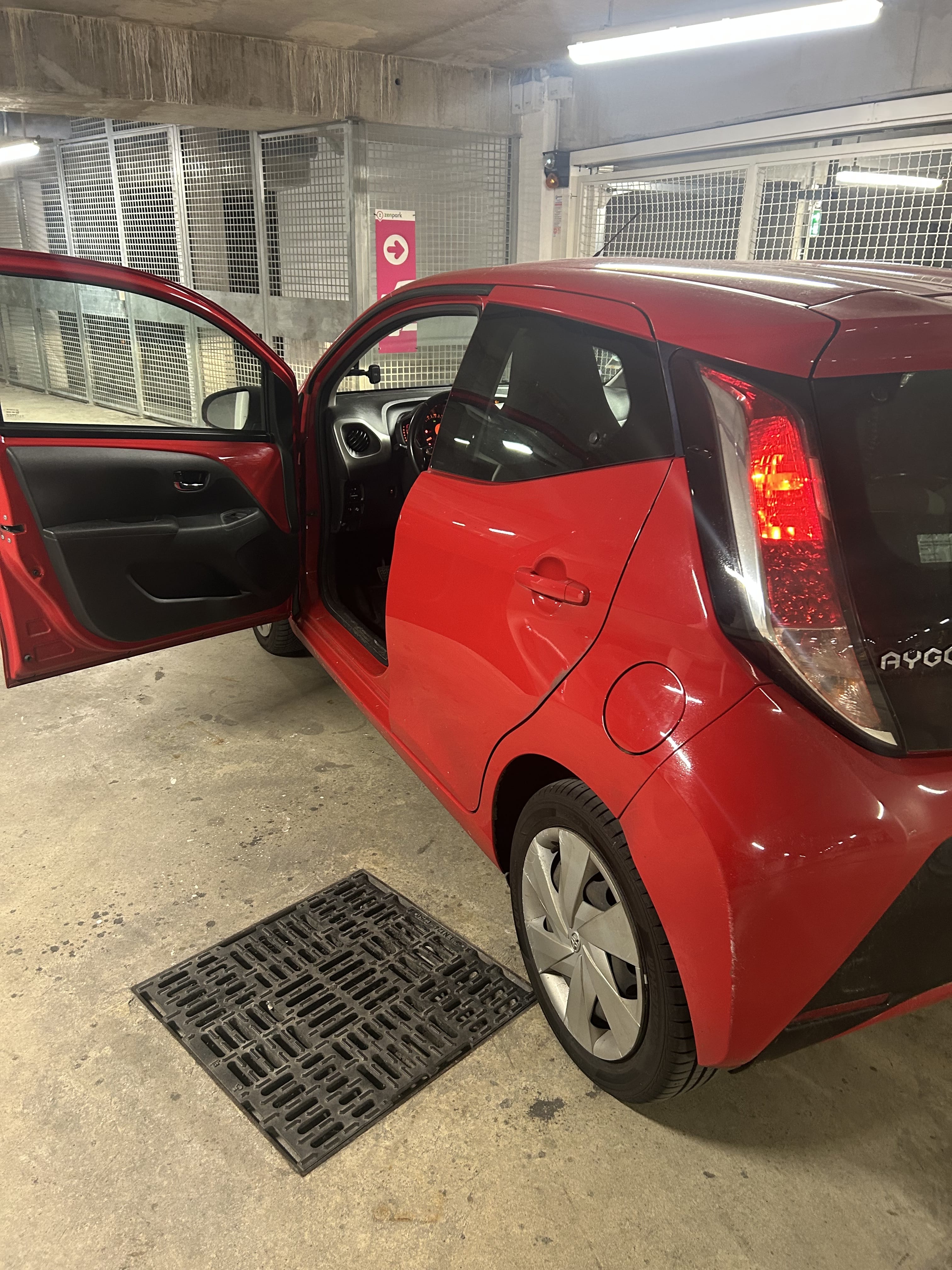 Toyota Aygo II avec Siège bébé