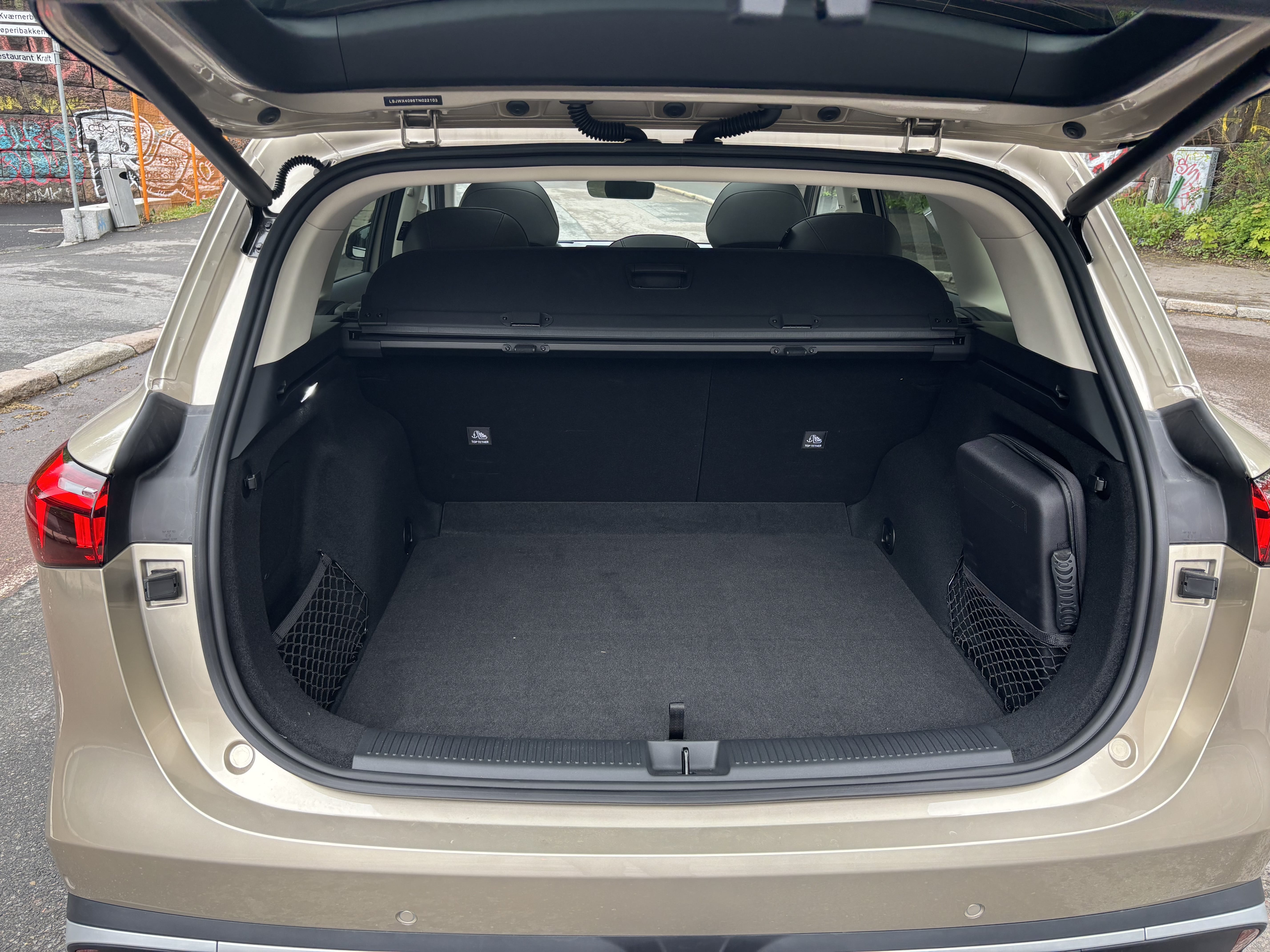 MG MGS6 with Cruise control