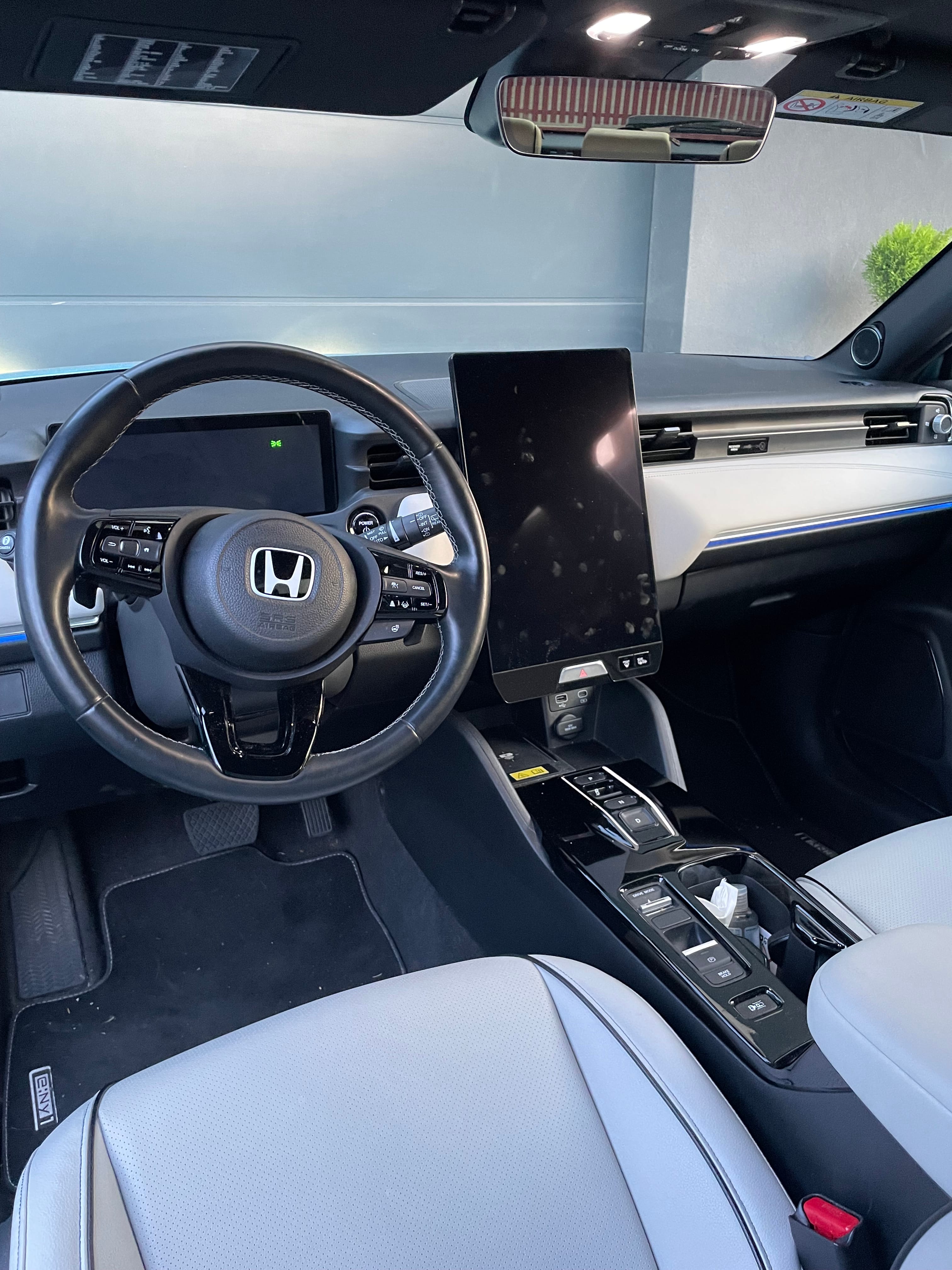 Honda e:Ny1 avec GPS